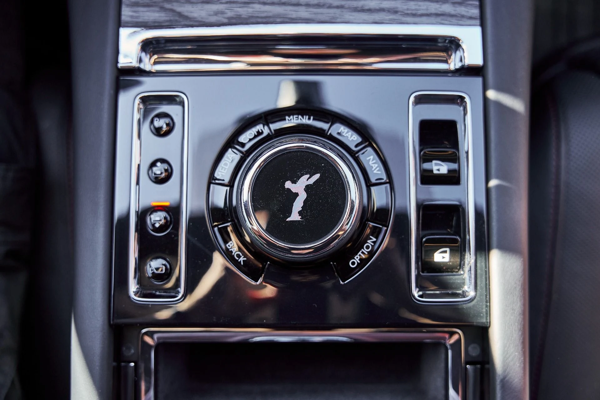 mph067_221290121_Used_2023_Rolls_Royce_Ghost_1770699625_6c6a2932c0