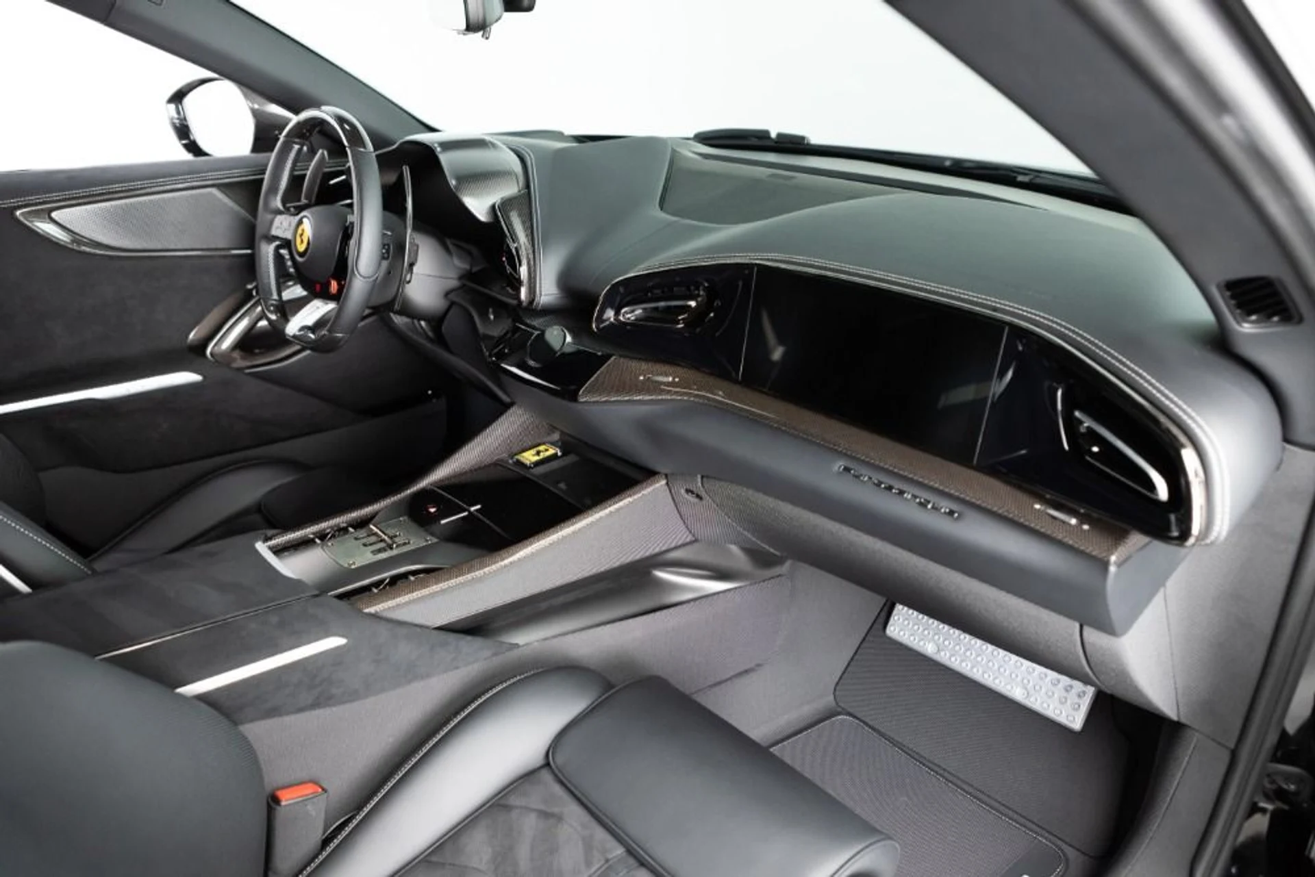 mph067_2213035080_Used_2025_Ferrari_Purosangue_3b3653ca75