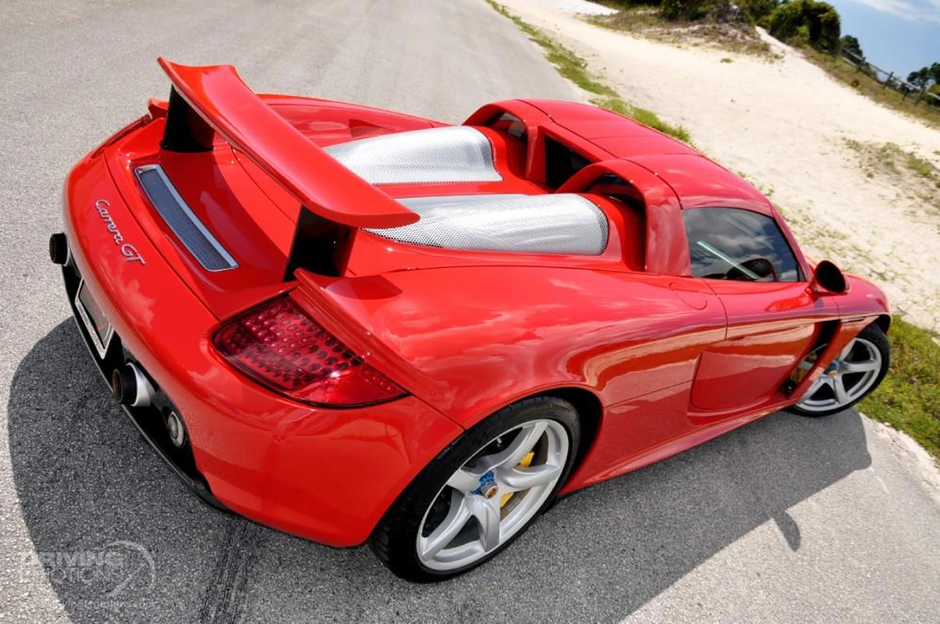 mph067_2215445082_186_p68_l_6f21ab191c