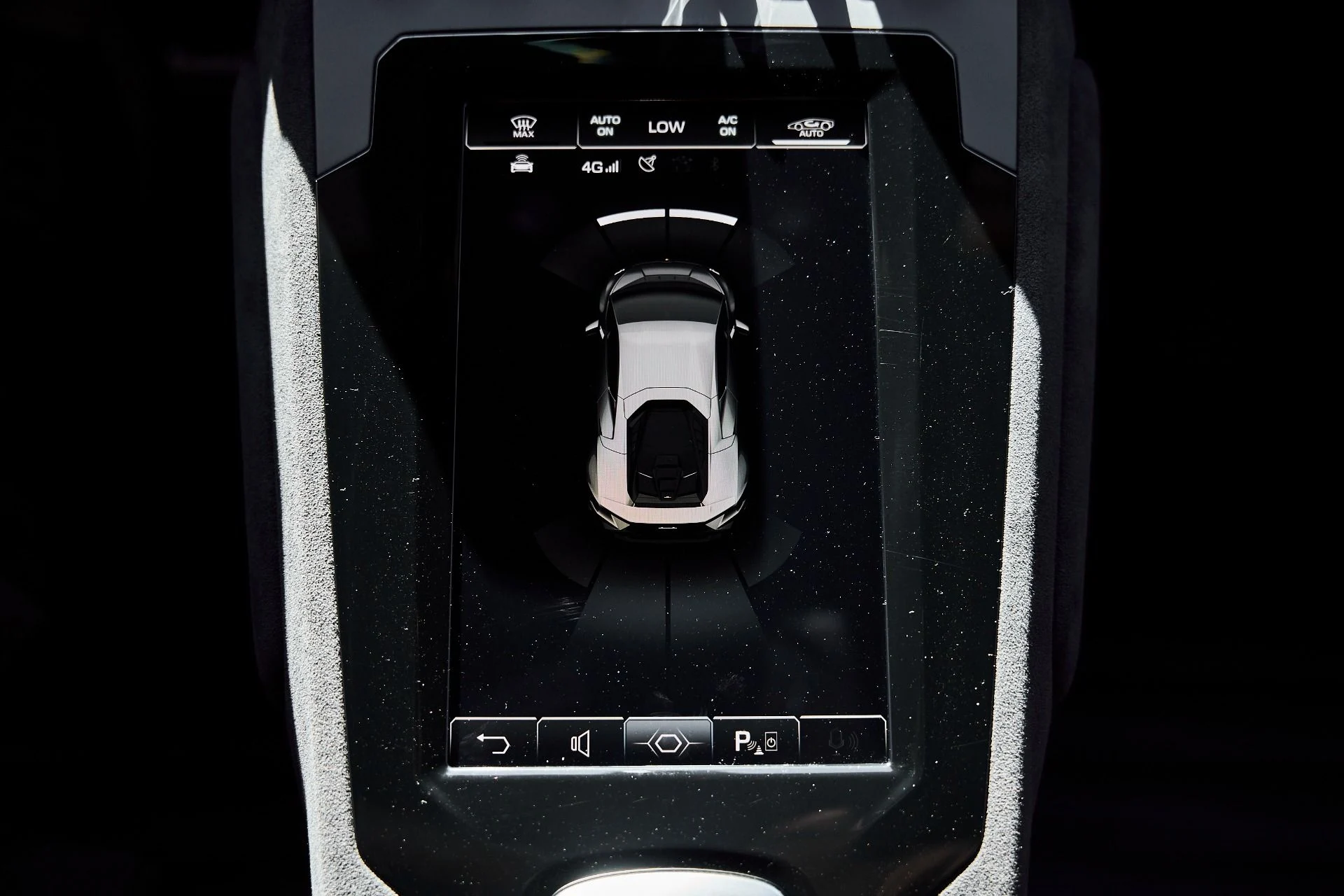 mph067_2234789840_Used_2023_Lamborghini_Huracan_1778117679_2de873c328