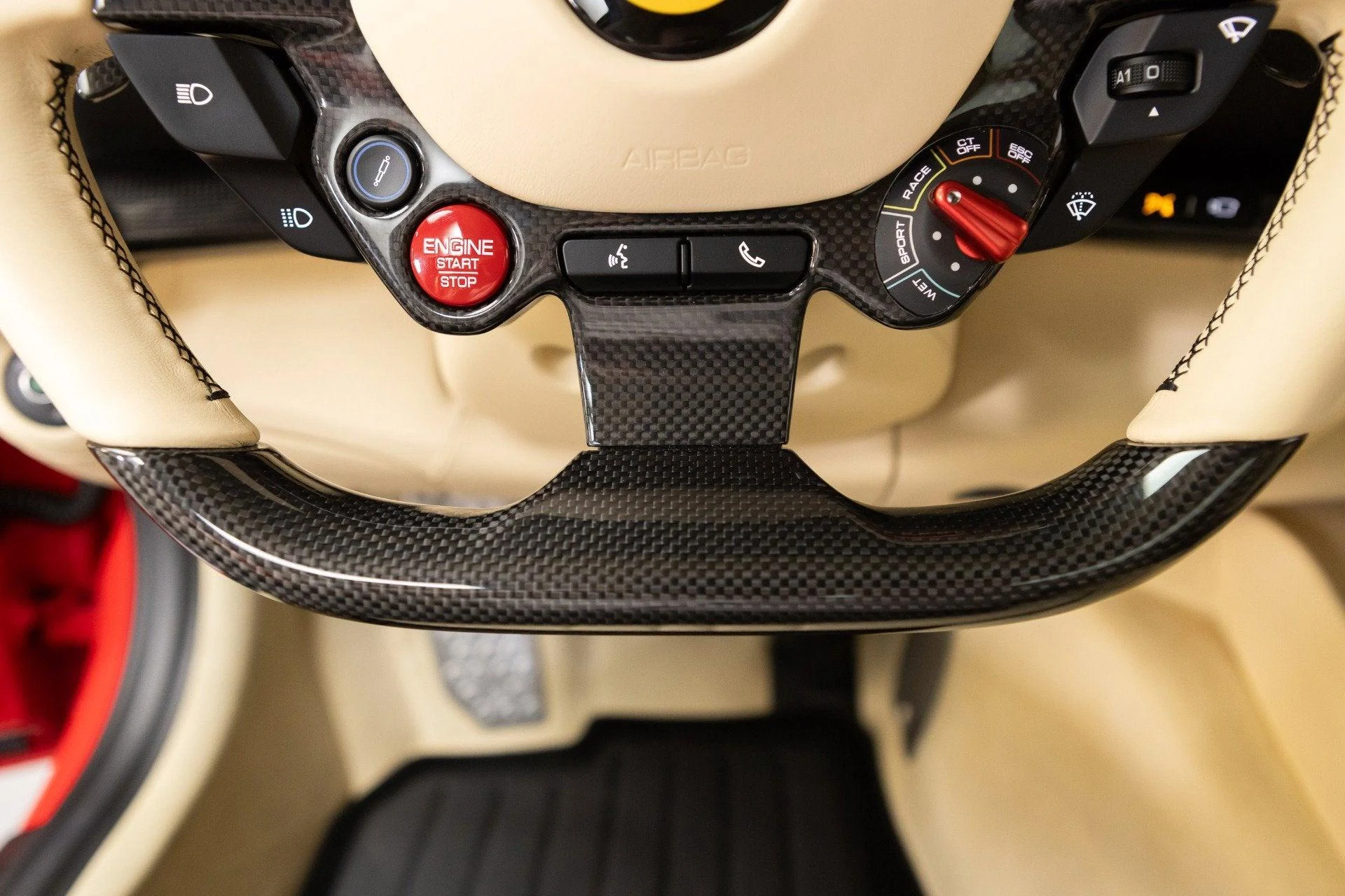 mph067_2241818652_Used_2018_Ferrari_812_Superfast_1777368528_76c63e7cd8