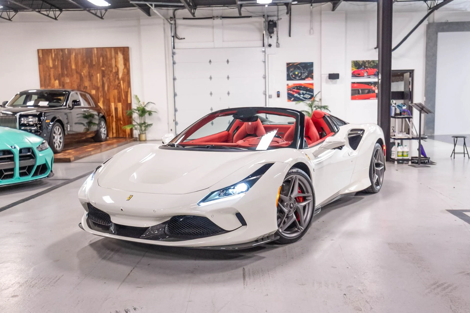 mph067_2290267232_Used_2021_Ferrari_F8_Spider_Base_1786140368_2fcbaf32d9