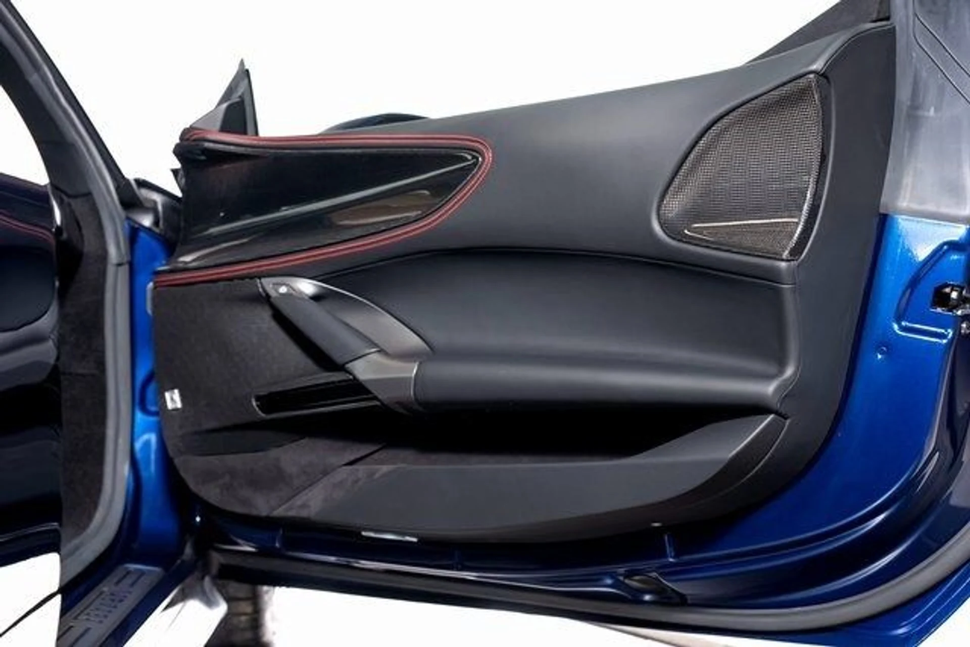 mph067_2312265228_d2bc0db25b0560e9f991ea10925972e2x_2e8d5bb0ba