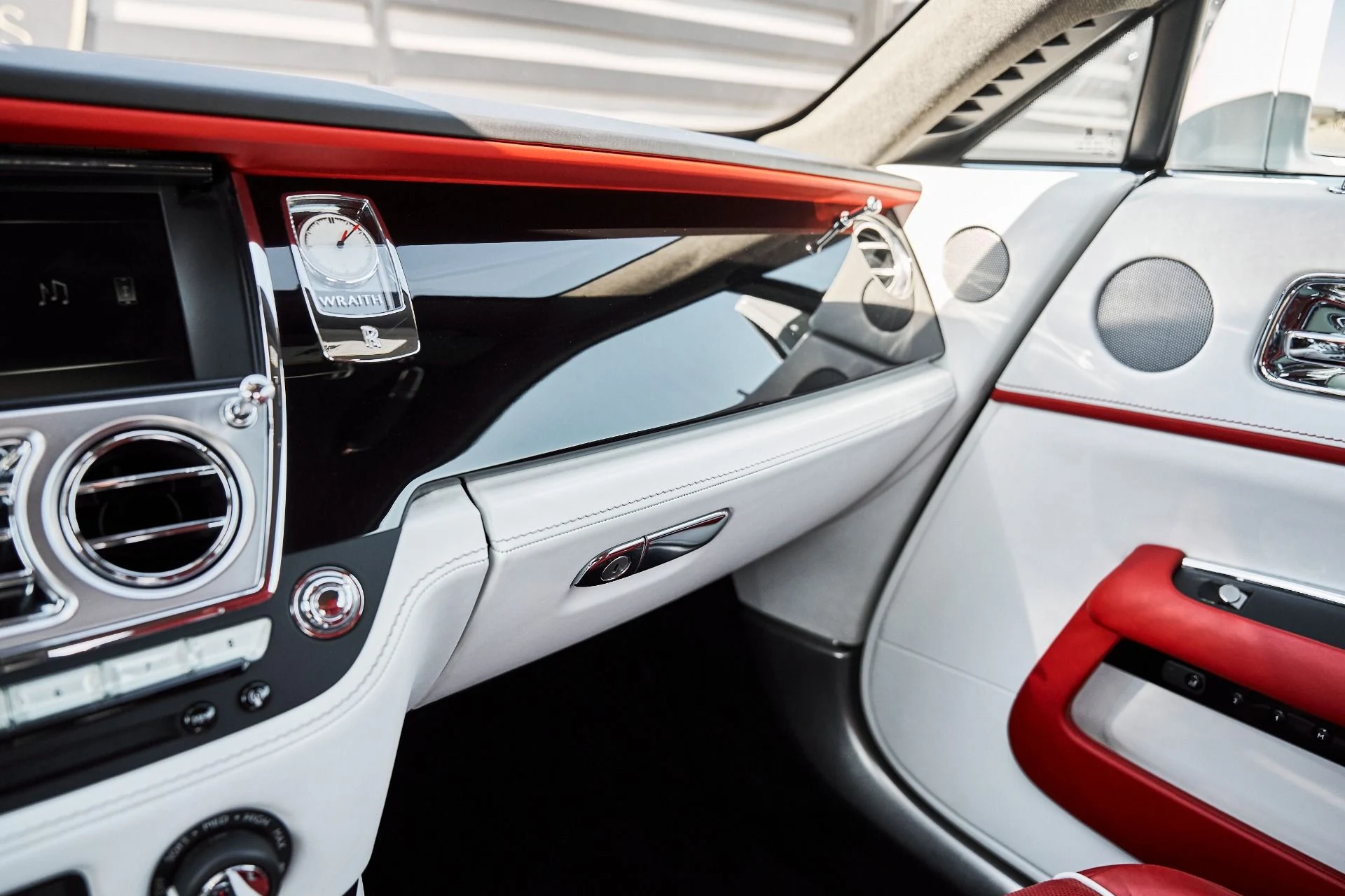 mph067_235546939_Used_2020_Rolls_Royce_Wraith_Base_1775285289_71b2da65c1