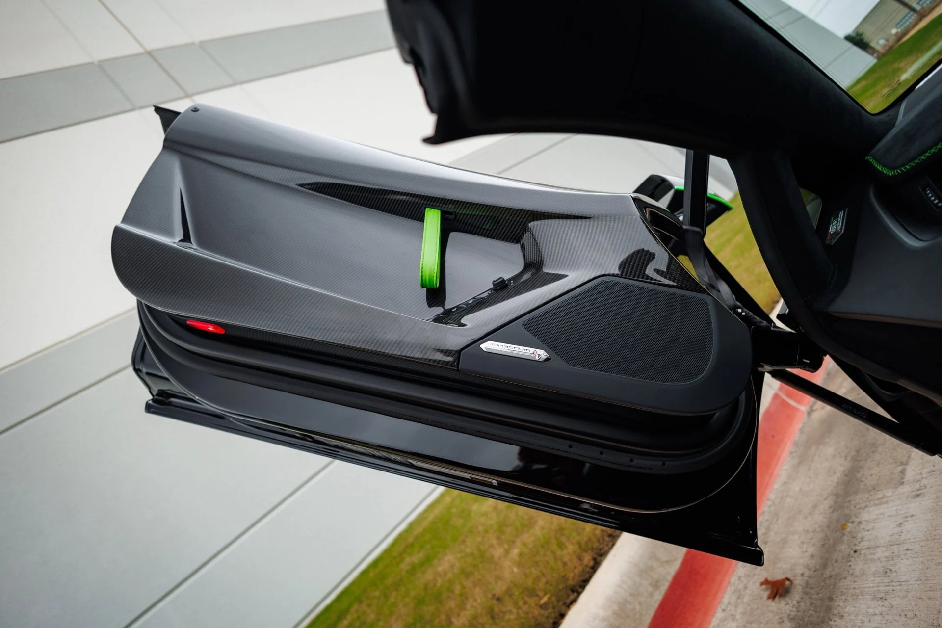 mph067_2374408312_41e24367eea6c86738588efa5261b1ffx_34c30e3d2e