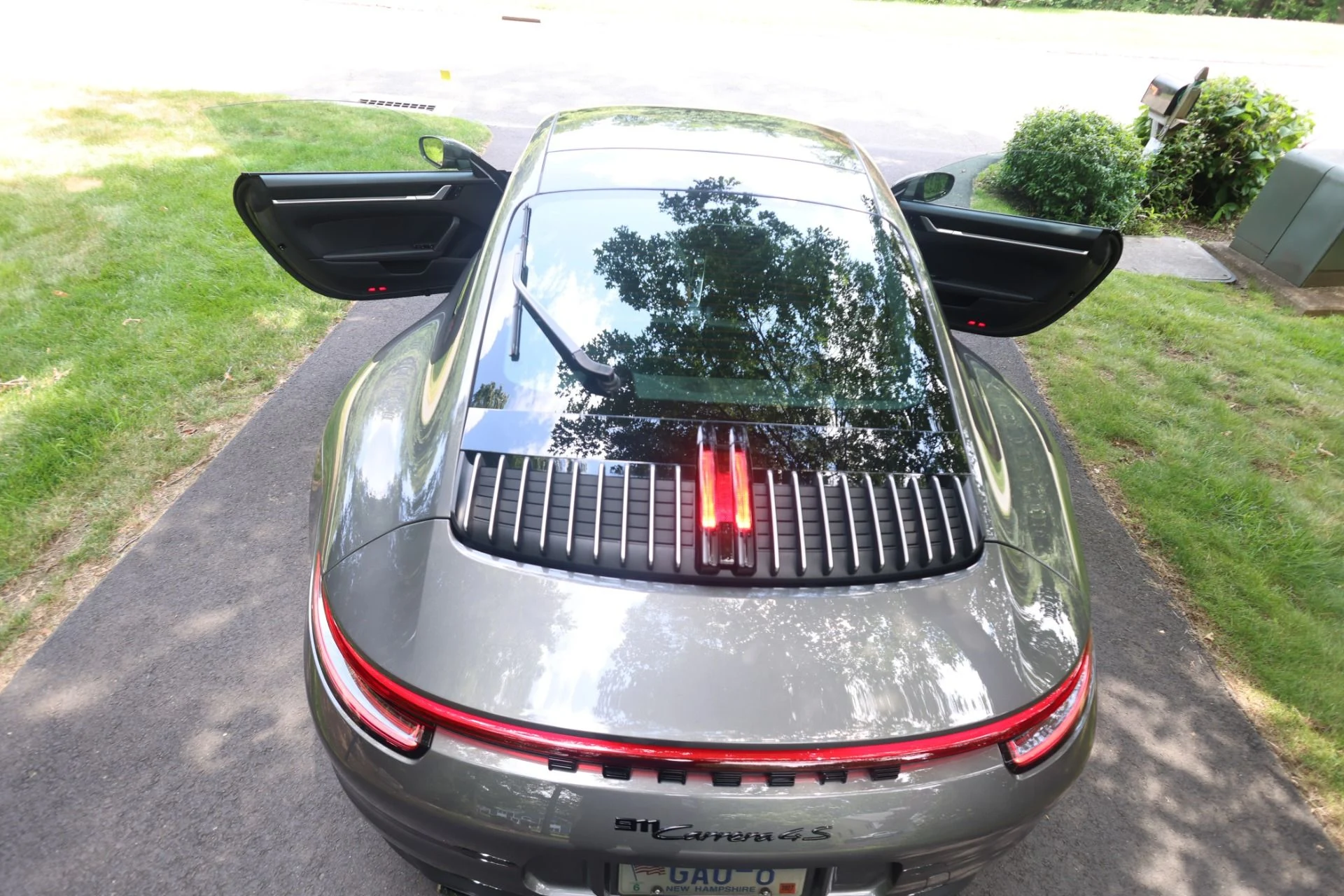 mph067_2398361024_Used_2021_Porsche_911_Carrera_4_S_1782945430_36aa212bbb