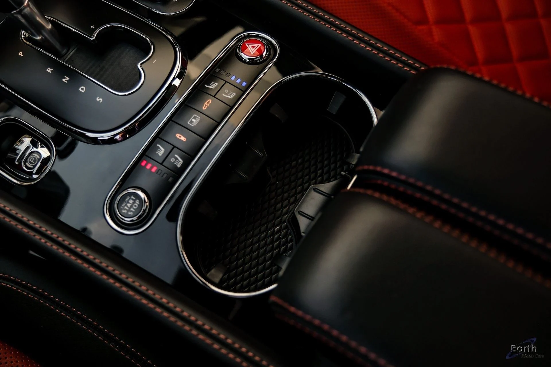 mph067_2413006784_c363b333cc82c5658ef0d8e760e6868bx_9175d52005