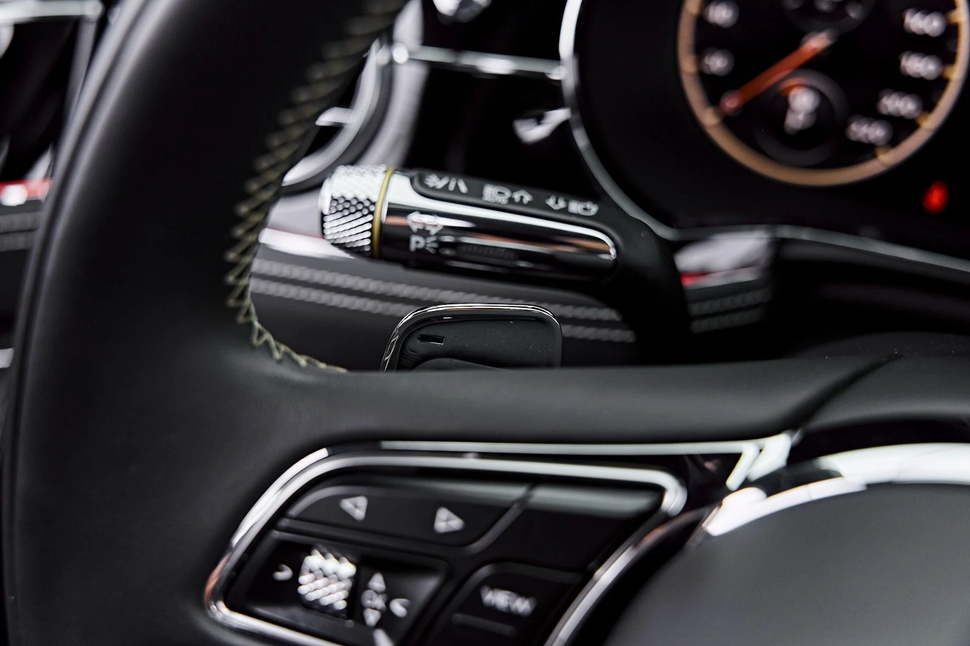mph067_243541439_Used_2023_Bentley_Flying_Spur_V8_1789628150_a8958a8fb2