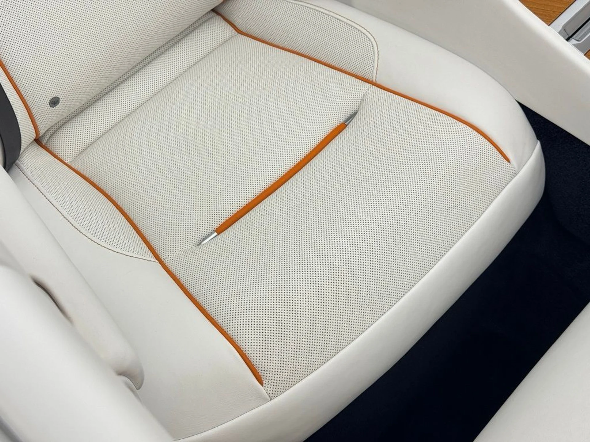 mph067_2440264566_nkk0w65ihvqc82urrasv3aymfehb_3b557bdf53