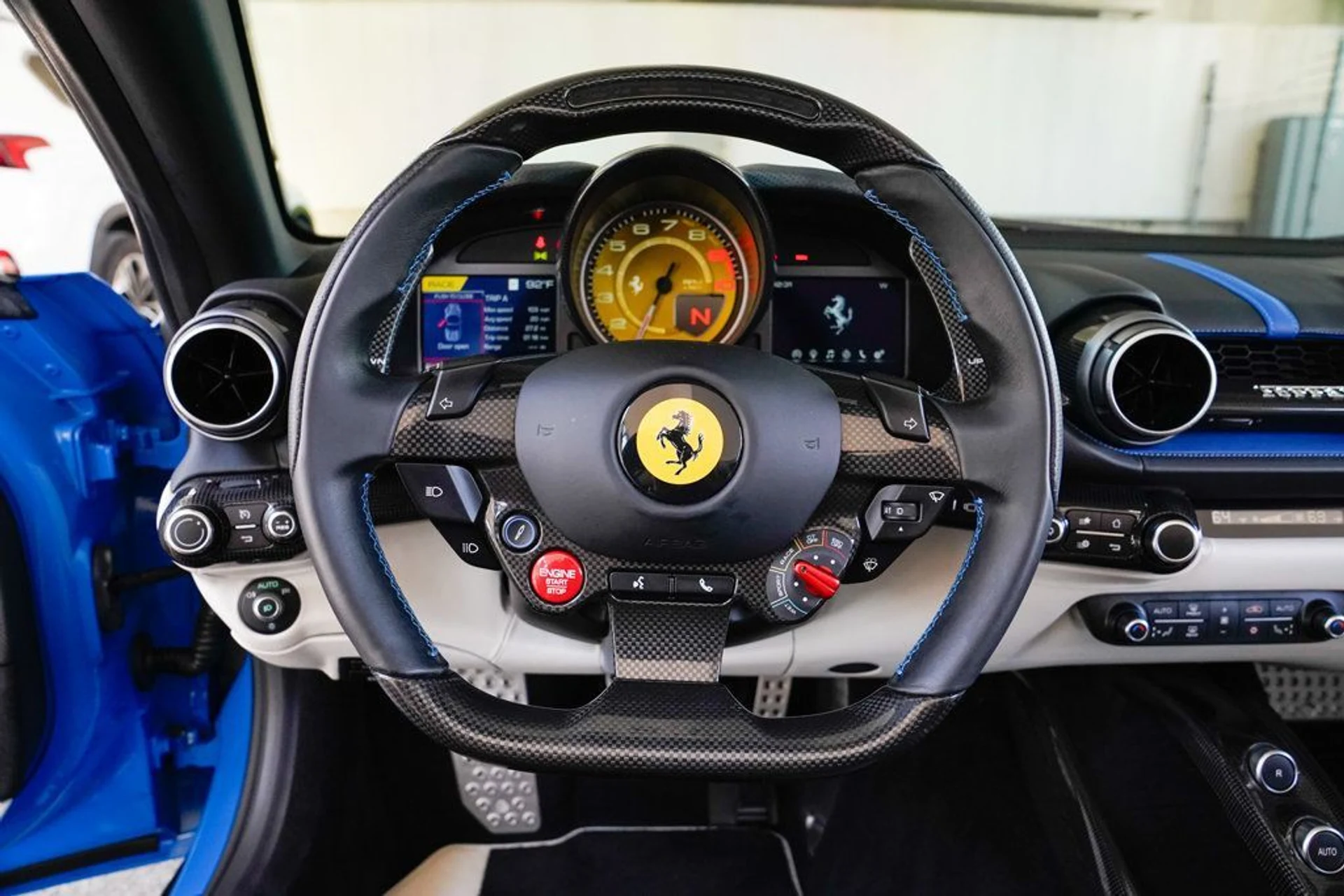 mph067_2441539817_used_2022_ferrari_812_gts_convertible_14354_22898644_68_1024_30d31d3e67