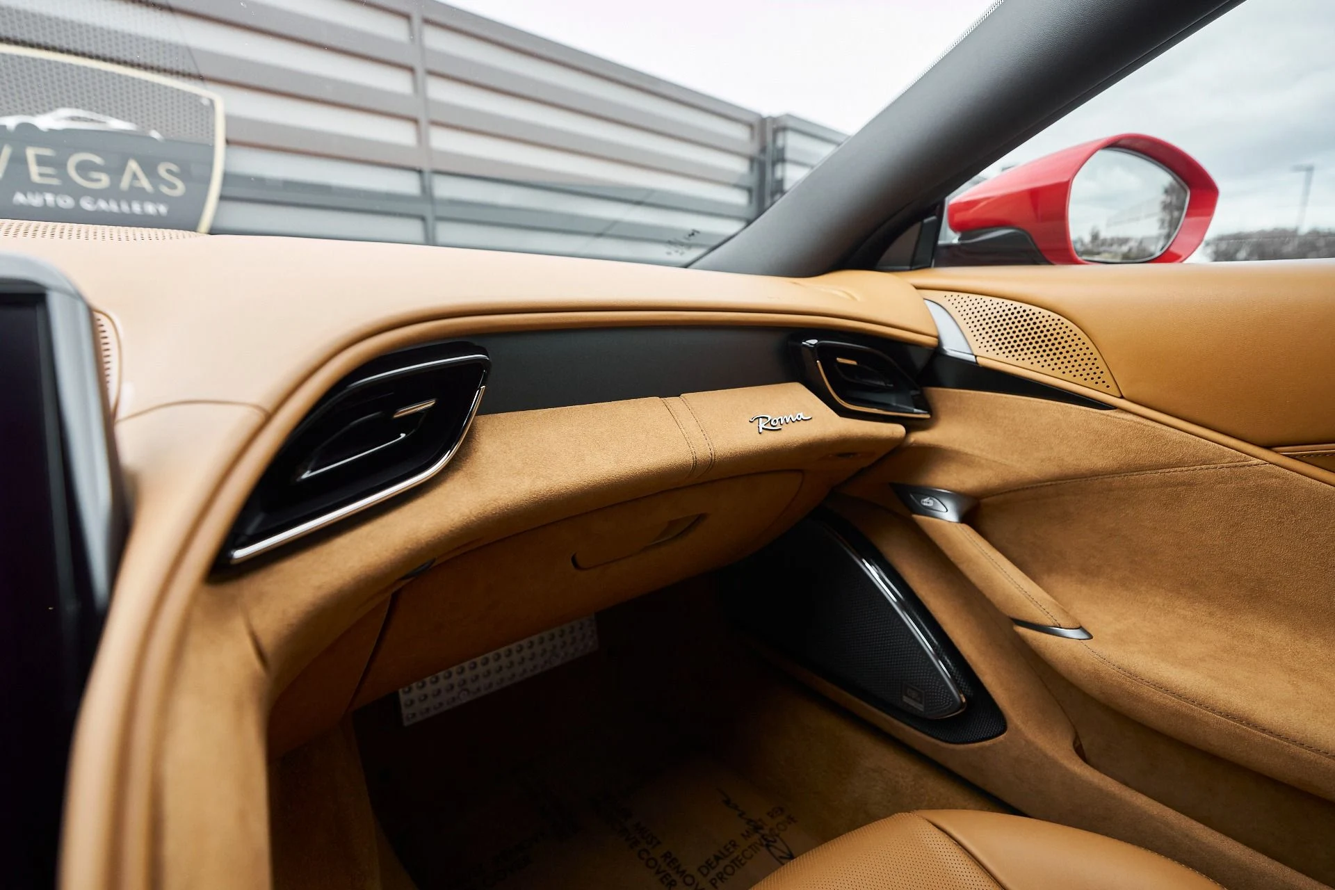 mph067_2488465031_Used_2023_Ferrari_Roma_Base_1761599113_e7979b93b1