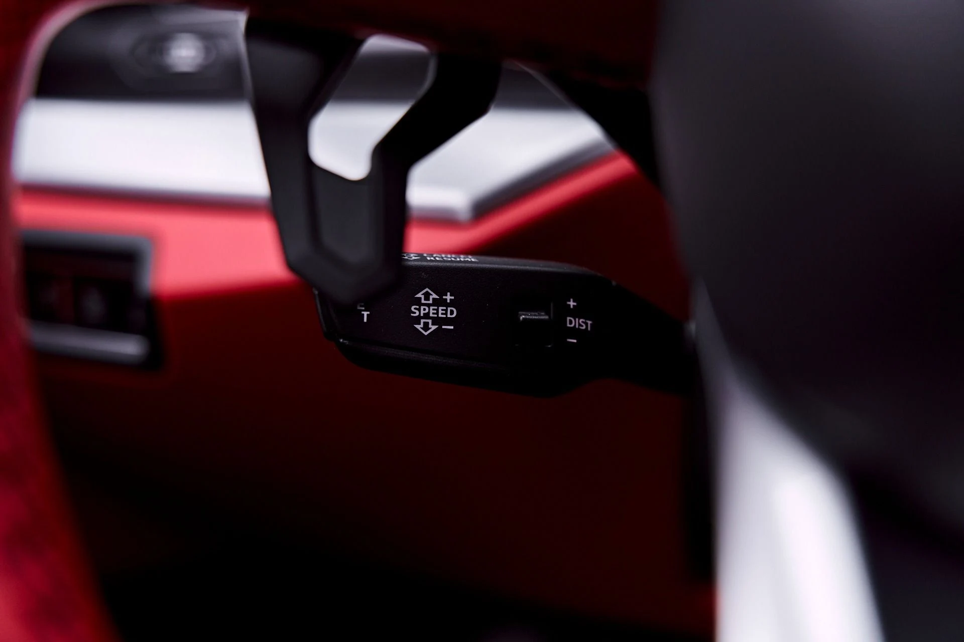 mph067_2497082608_Used_2019_Lamborghini_Urus_Base_1782948043_f081a05a8b