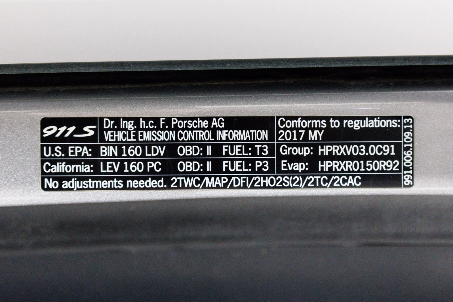 mph067_2521501305_Used_2017_Porsche_911_Carrera_S_1769117504_b3c32e510c