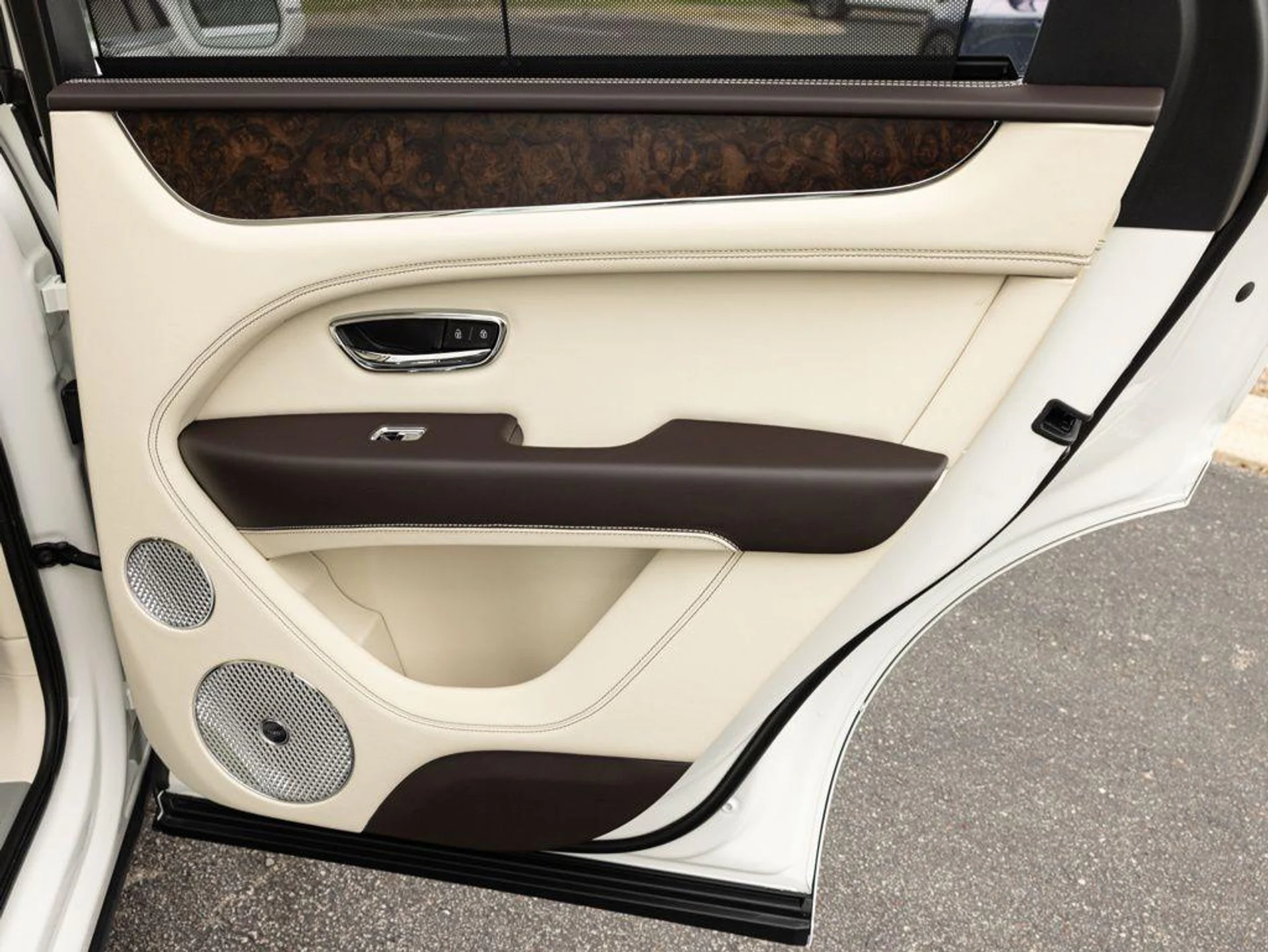 mph067_2558627869_514426018_69ef6f43b42b849f5deca228_168acd168b