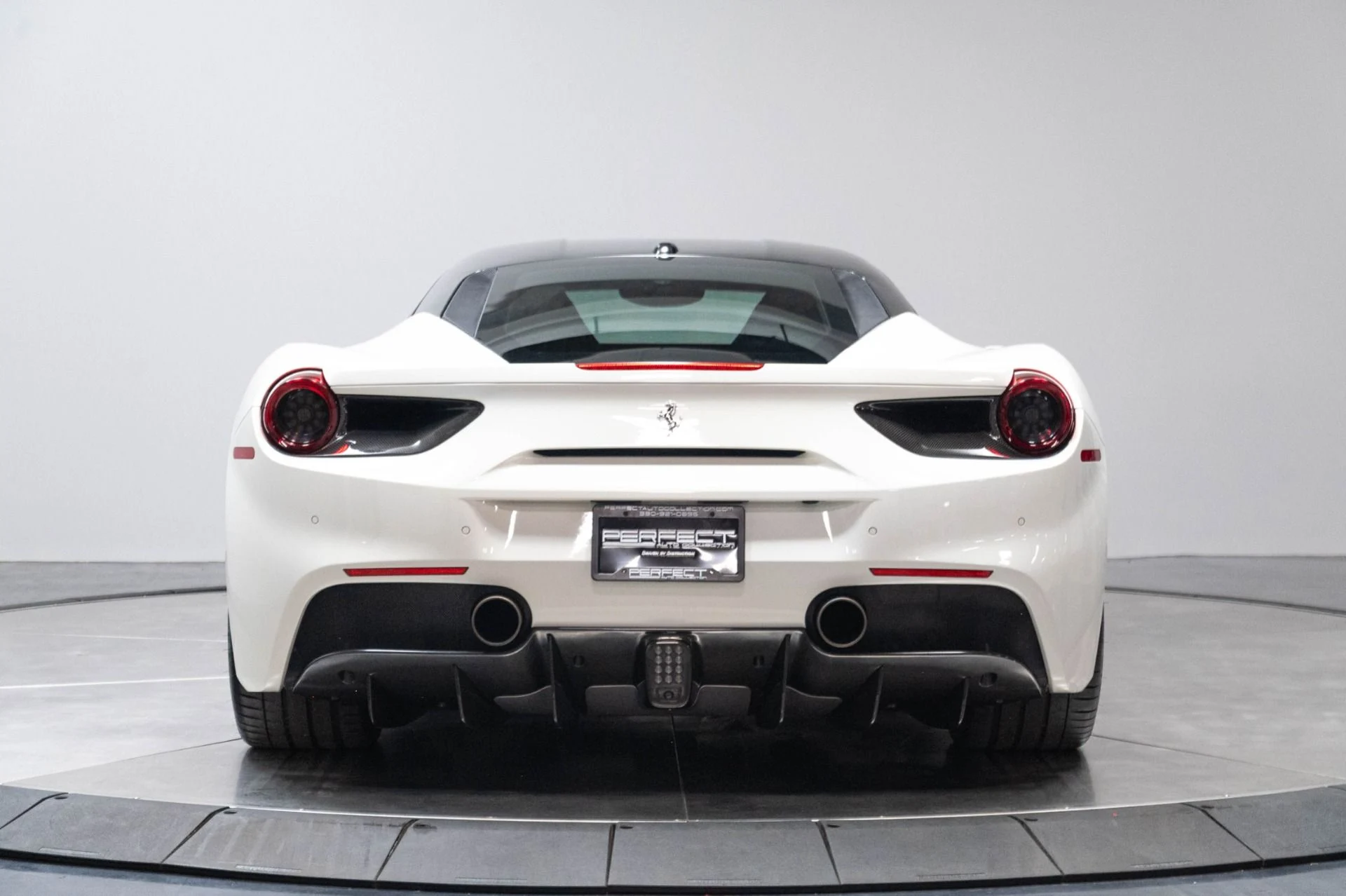mph067_2698307111_Used_2016_Ferrari_488_GTB_1783364288_c4fffe5dec