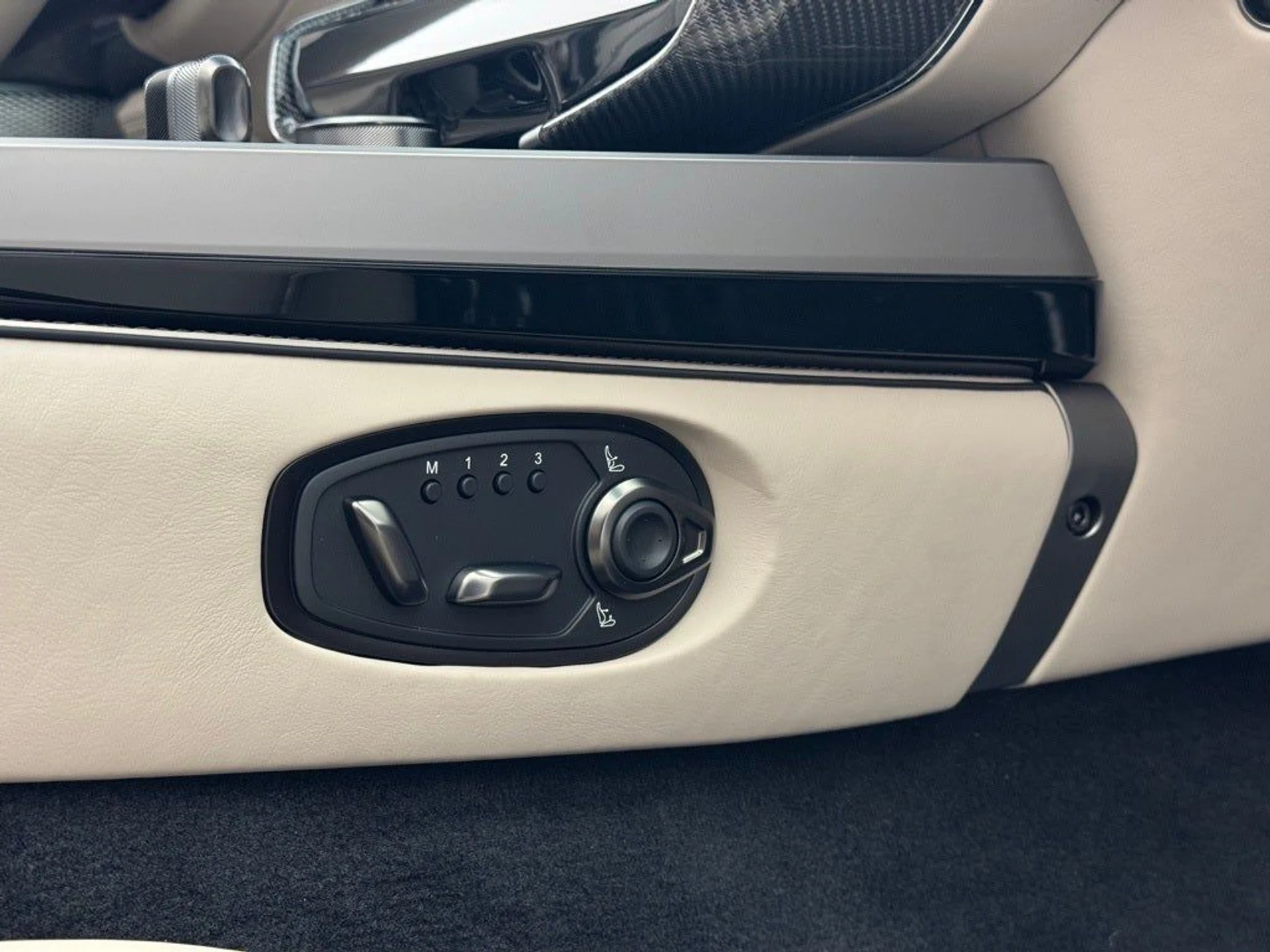 mph067_2708700133_68_3827704bc4