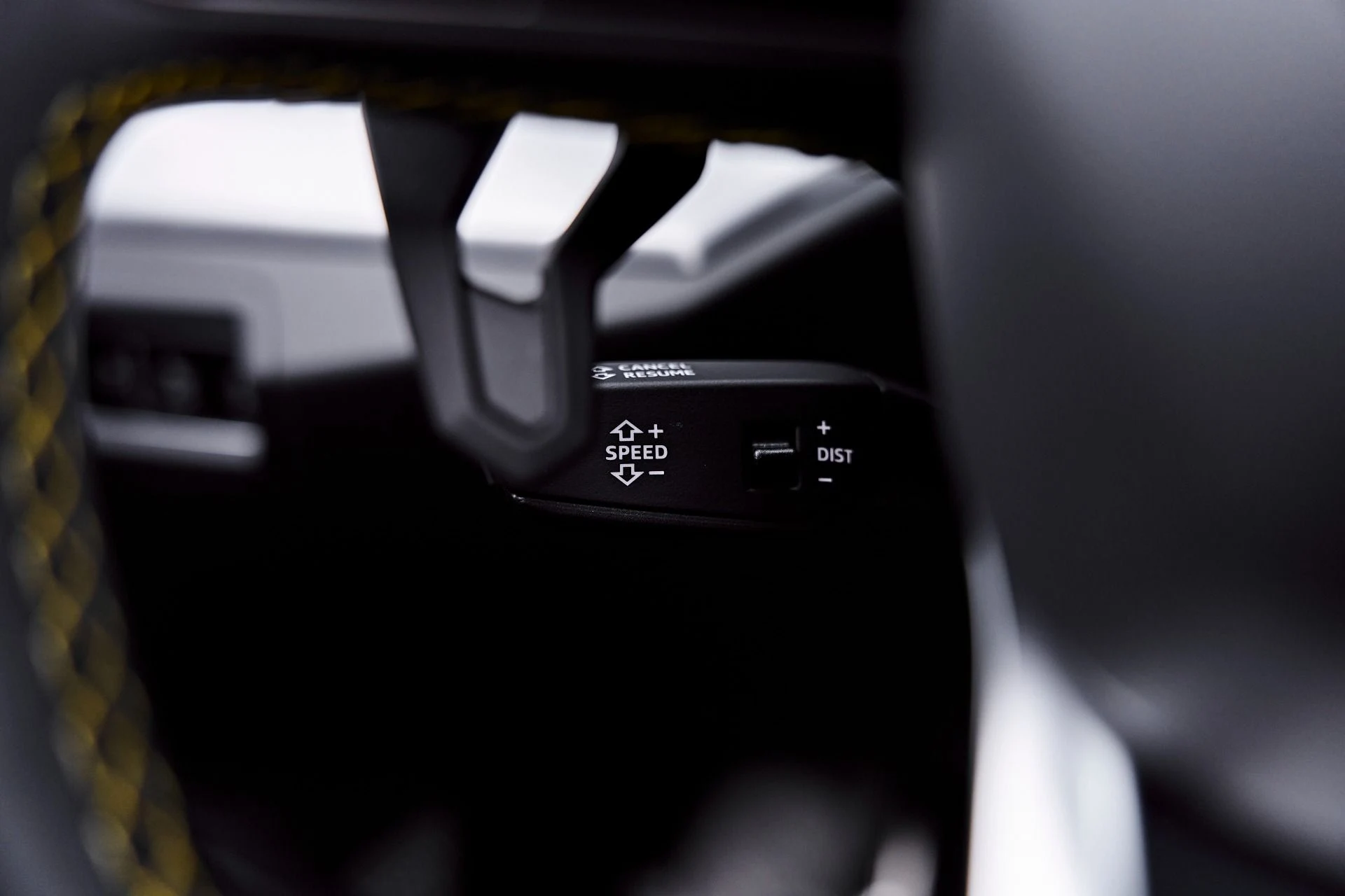 mph067_2715359137_Used_2022_Lamborghini_Urus_Base_1785209868_18f7b97423