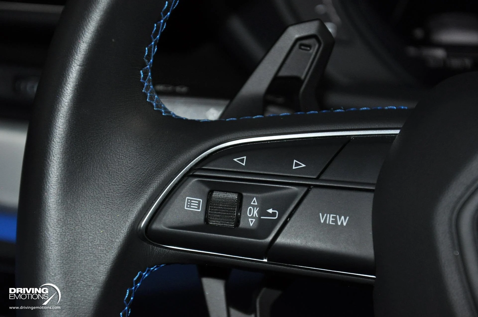 mph067_2732450122_801_p68_l_7aa834c7b1