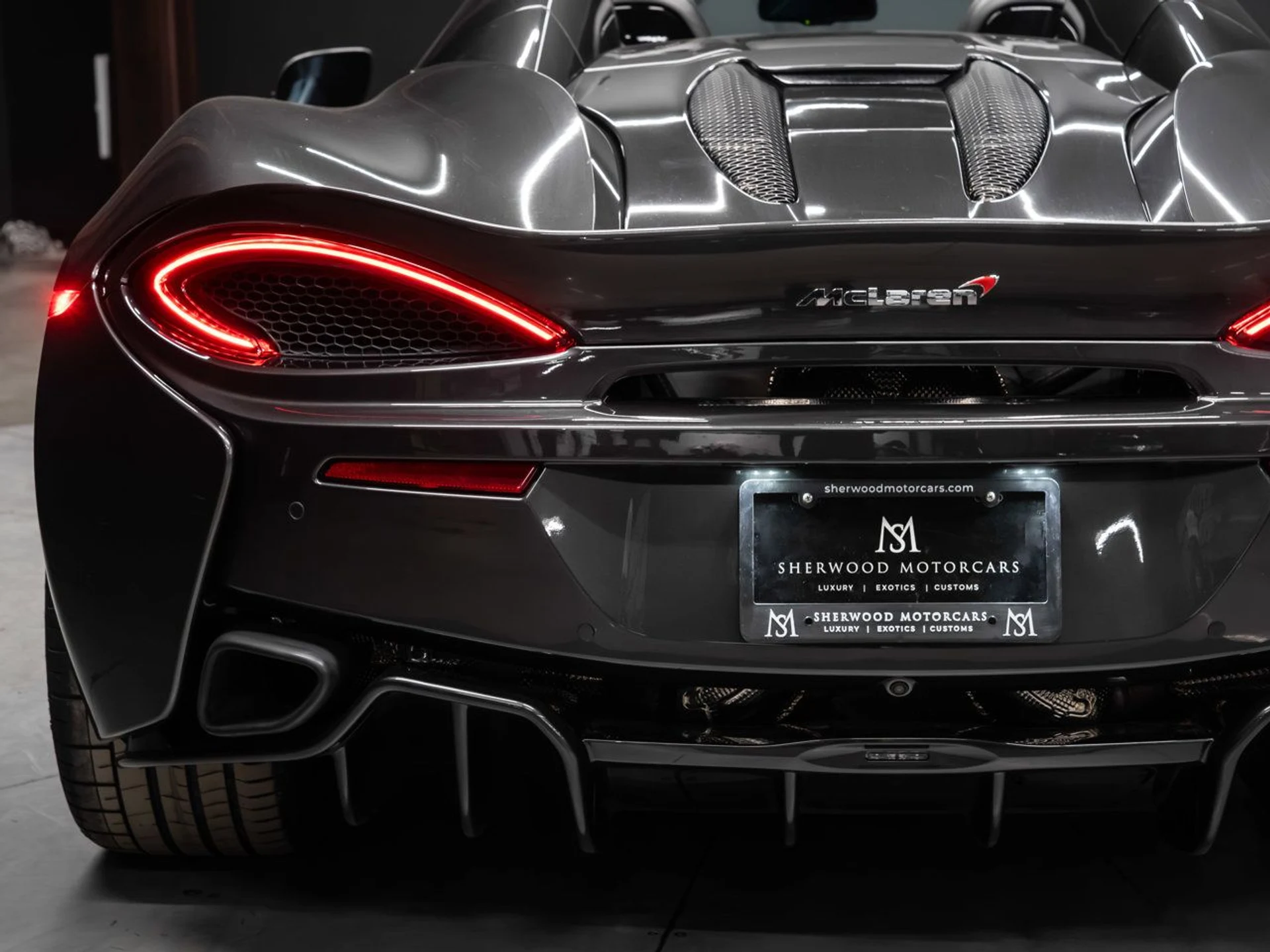 mph067_2734560606_mclaren_570s_2018_bc602a23bc