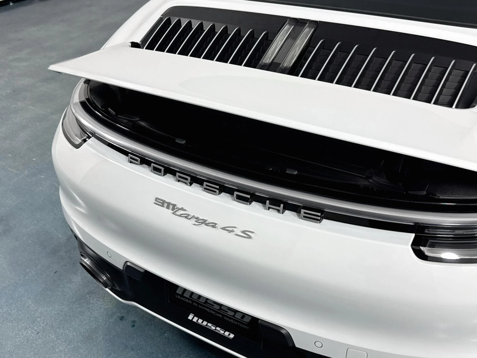 mph067_2753759576_Used_2021_Porsche_911_Targa_4_S_1789669391_3ec44677f5