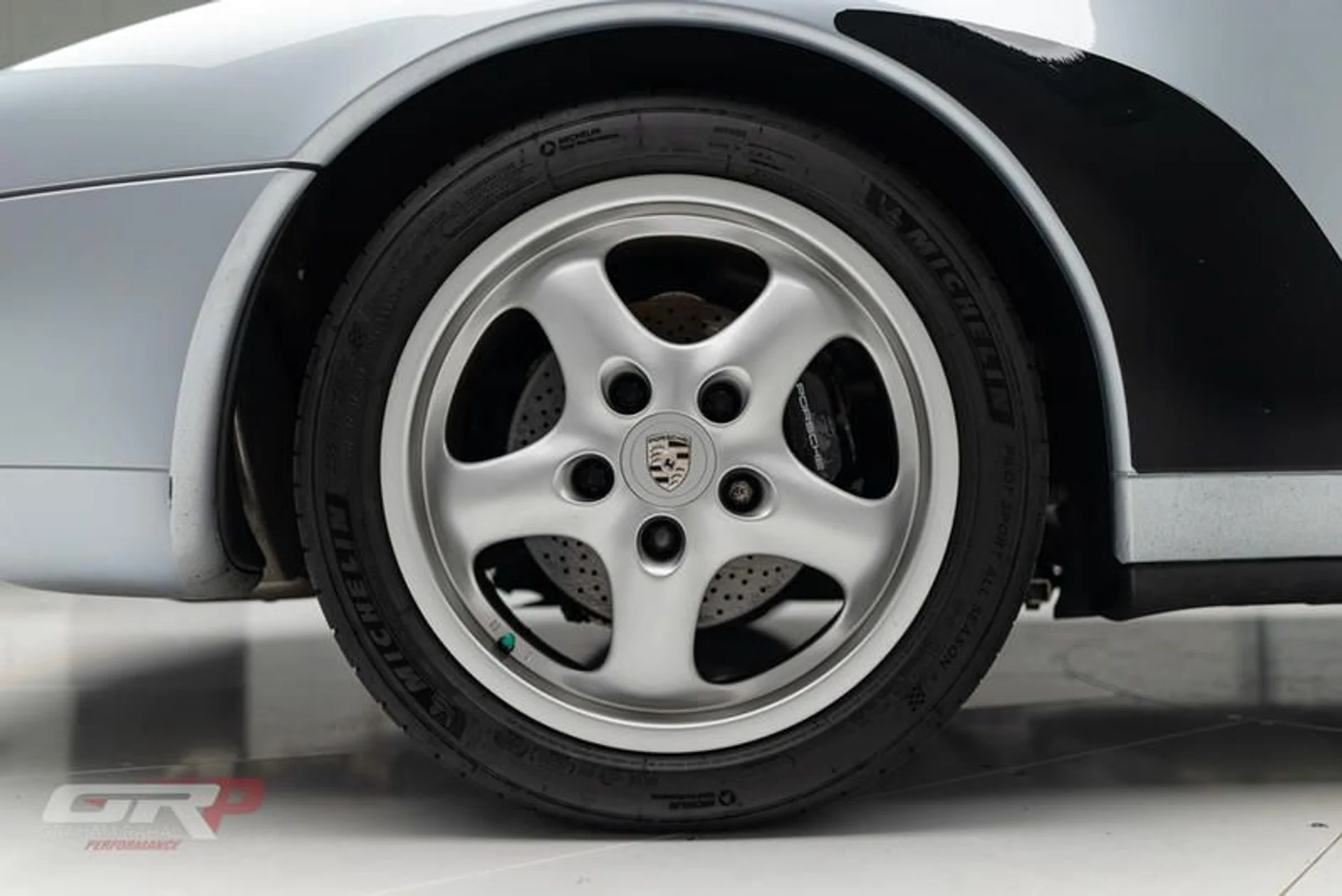 mph067_2850417375_CEE_11196_A5_D1_41_D6_A75_B_9_E54047_A7_B4_F_ee8aeb4280