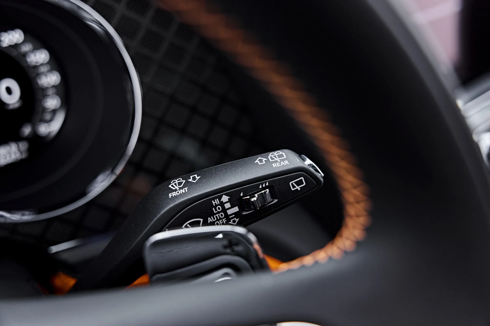 mph067_2856535871_Used_2025_Bentley_Bentayga_S_Black_Edition_1790644367_3beb0859f4