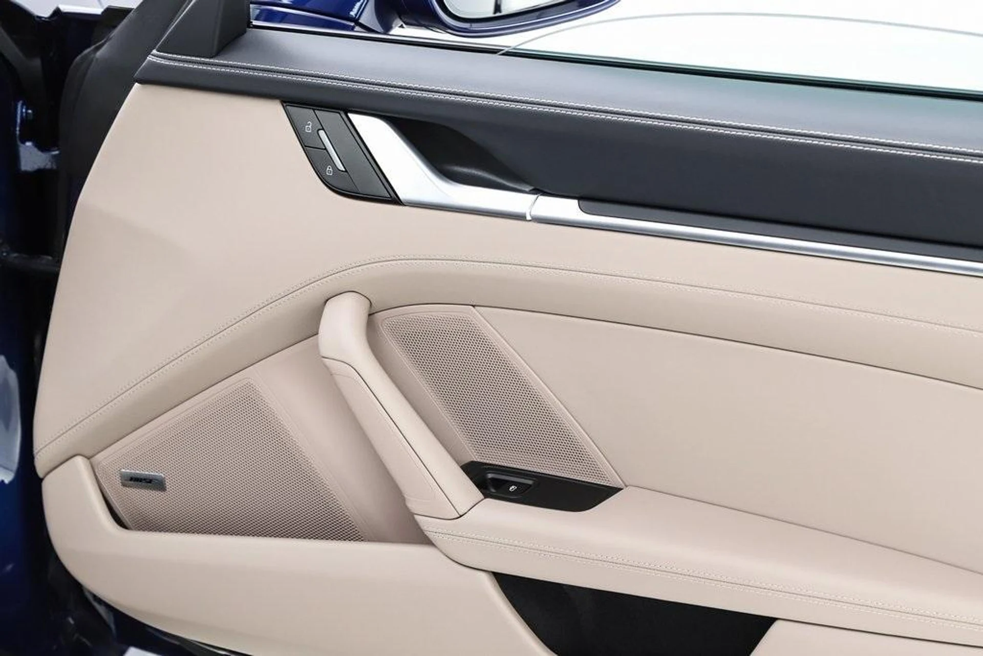 mph067_285658_W_Ww_Nsia9_U_Eij_R_Iwbp_Ar7rer_Wc4_U_77560a04ad