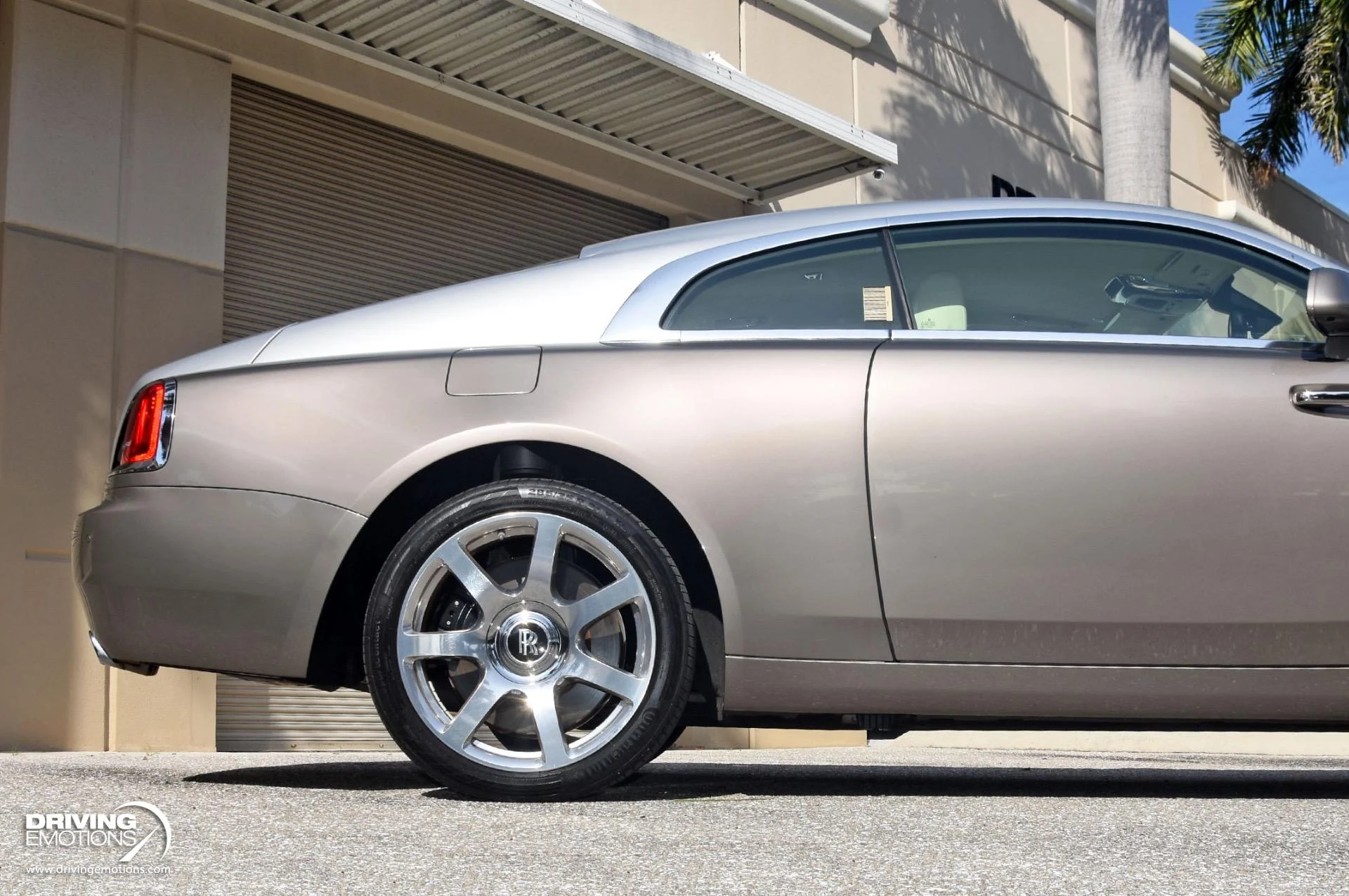 mph067_2904332057_883_p68_l_b360d6f0ae