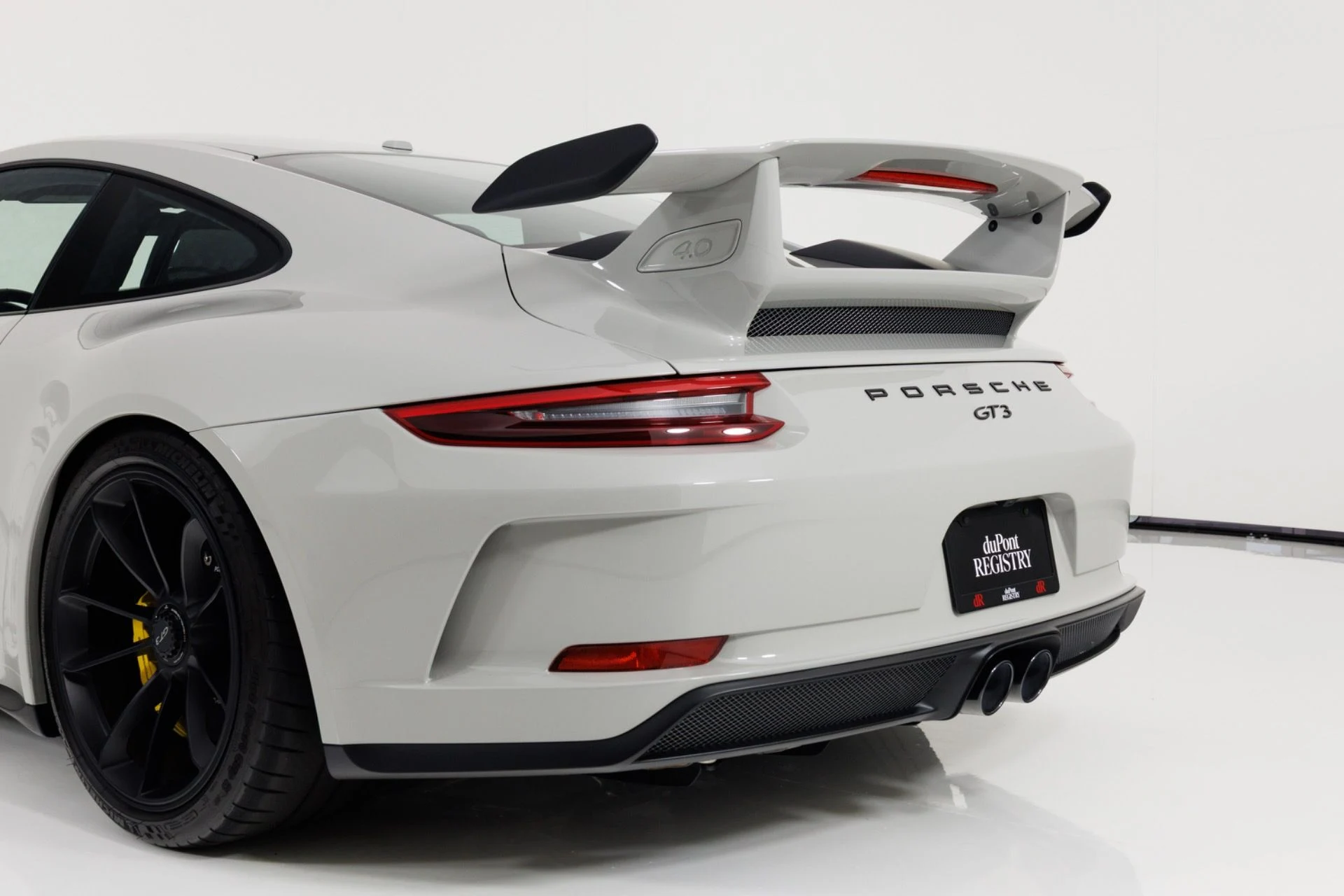 mph067_2922446433_Used_2018_Porsche_911_GT_3_1782944837_46dd2c5ffe