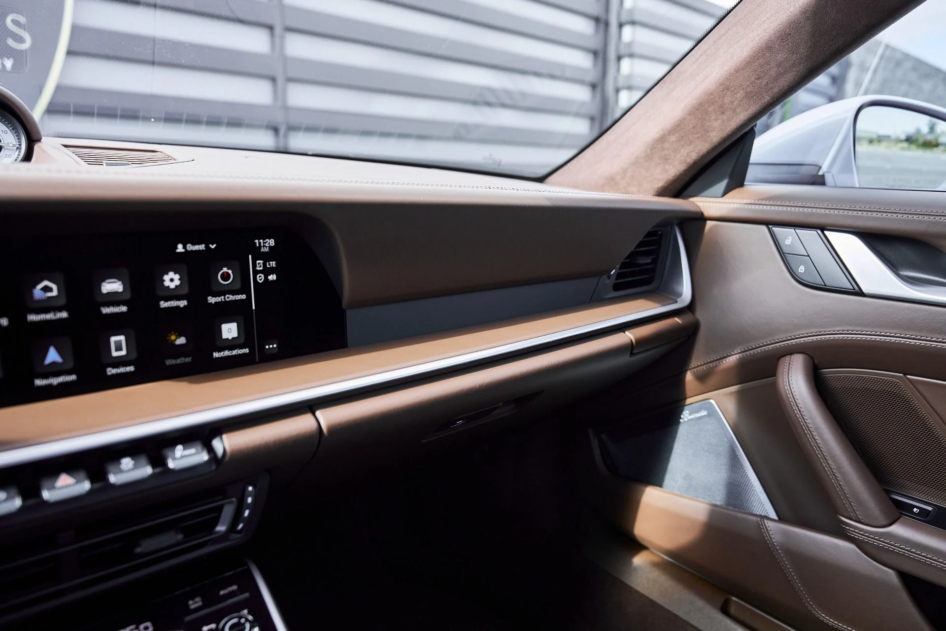 mph067_2932582492_Used_2024_Porsche_911_Turbo_S_1767838794_6f0f9e62a4