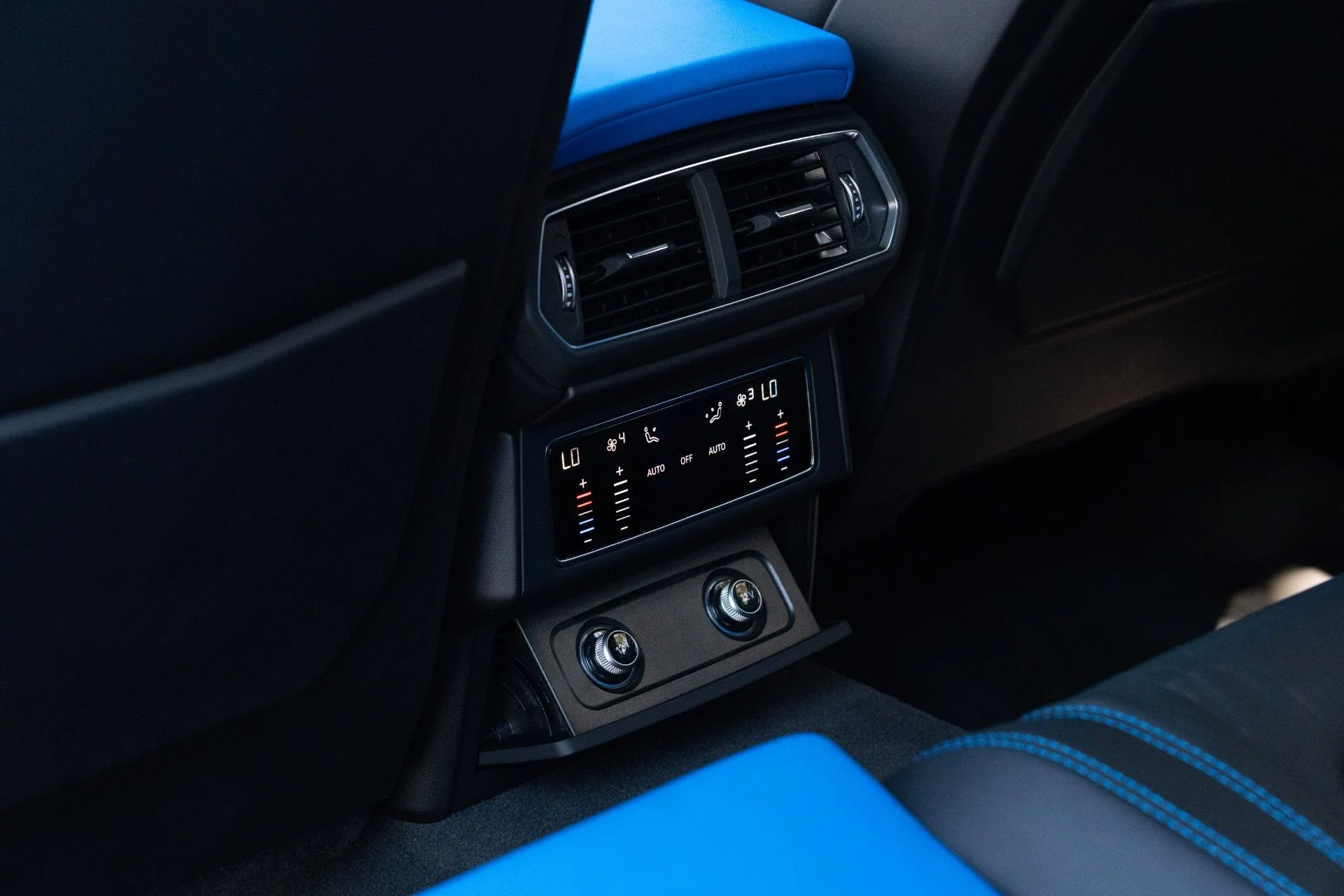 mph067_2945149312_Used_2019_Lamborghini_Urus_1781242066_dceb448e47