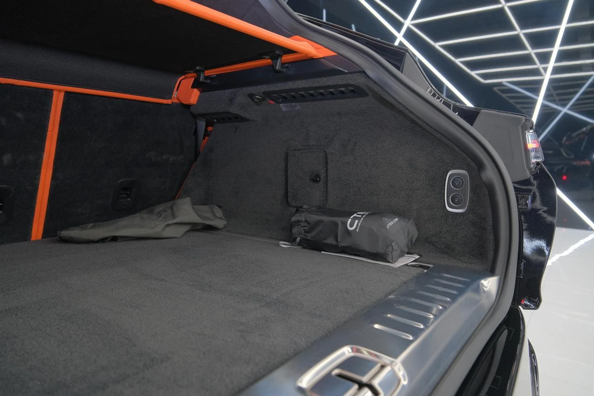 mph067_2967851384_c84149db319cae61e892cc535d1c0d71_28d3635af0