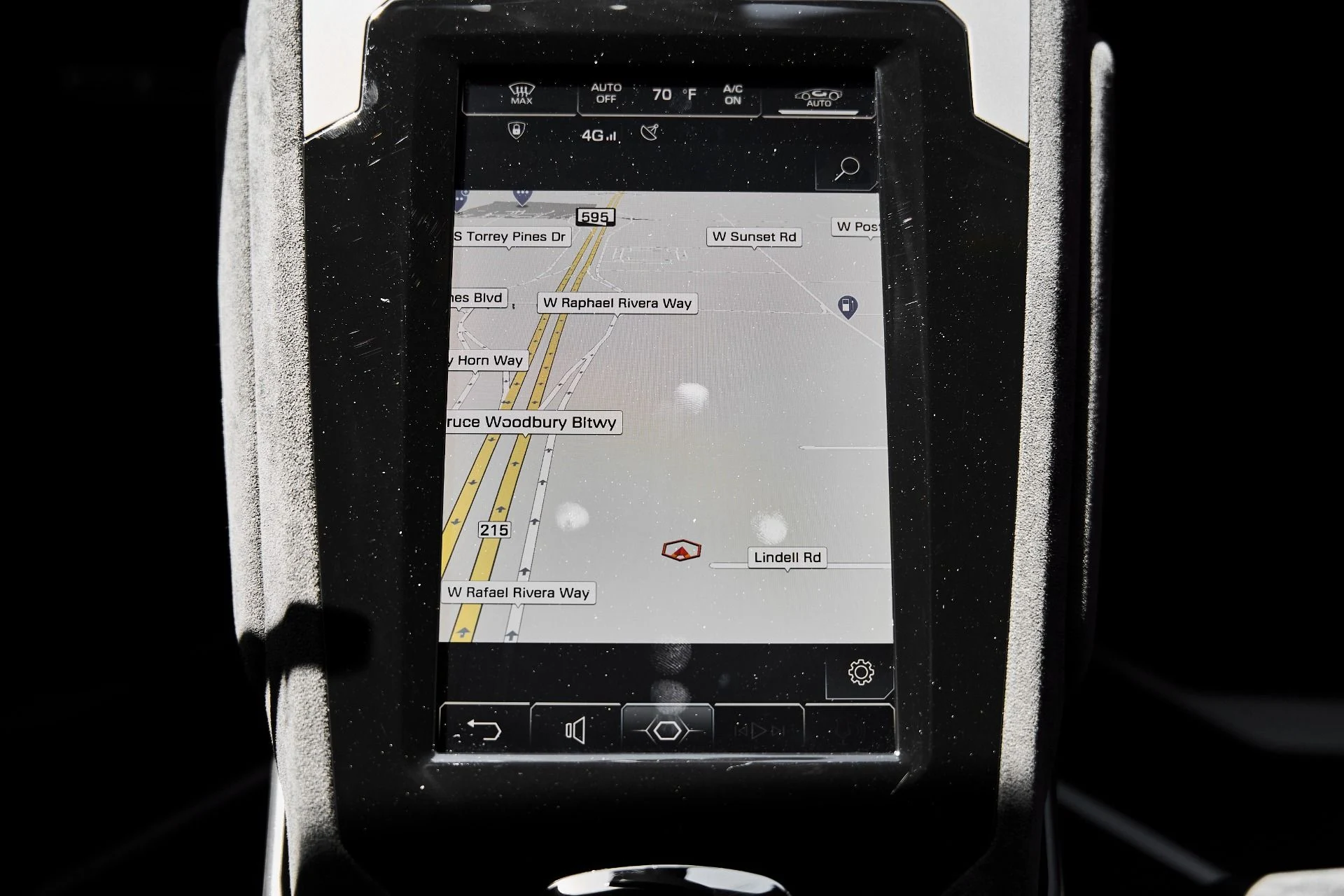 mph067_3006854375_Used_2023_Lamborghini_Huracan_Sterrato_Base_1776823508_35ff4c5038