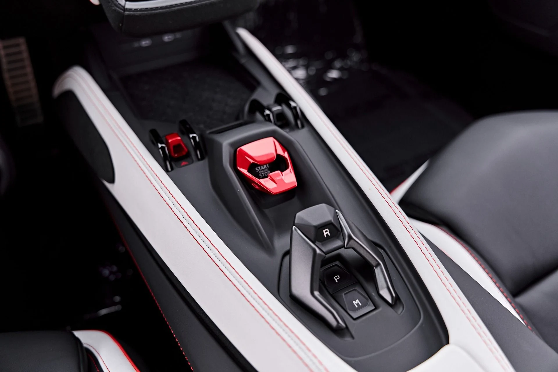 mph067_3041511703_Used_2026_Lamborghini_Temerario_Base_1792011519_f4e1ac156a