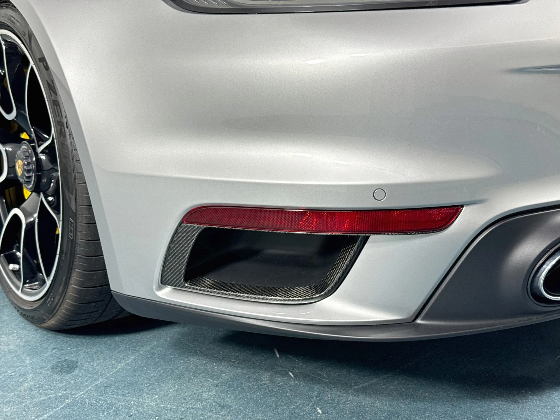 mph067_3112455207_Used_2023_Porsche_911_Turbo_S_1791837375_bc792494b5