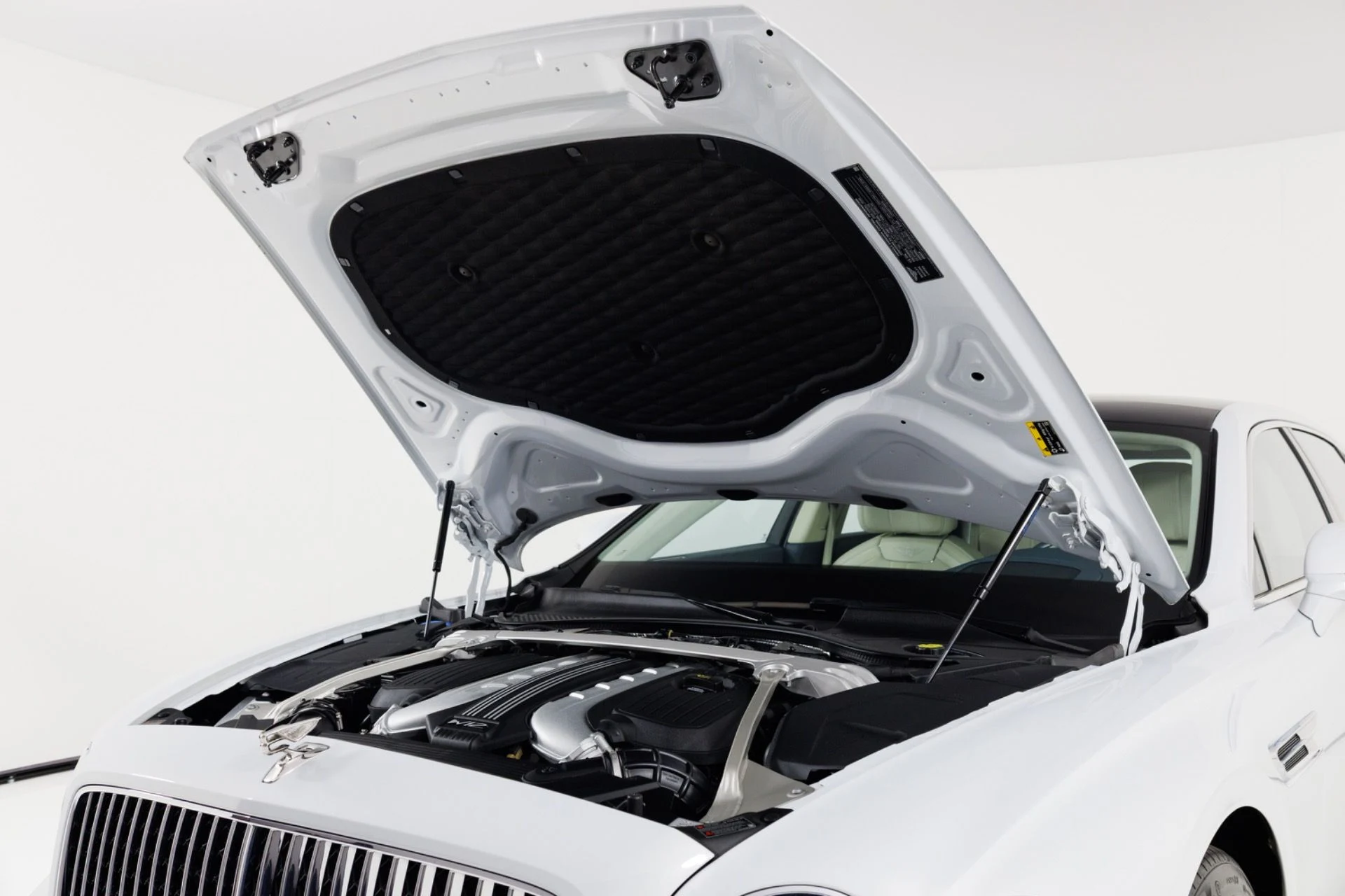 mph067_3118244367_Used_2020_Bentley_Flying_Spur_W12_1776899567_0d133f8db6