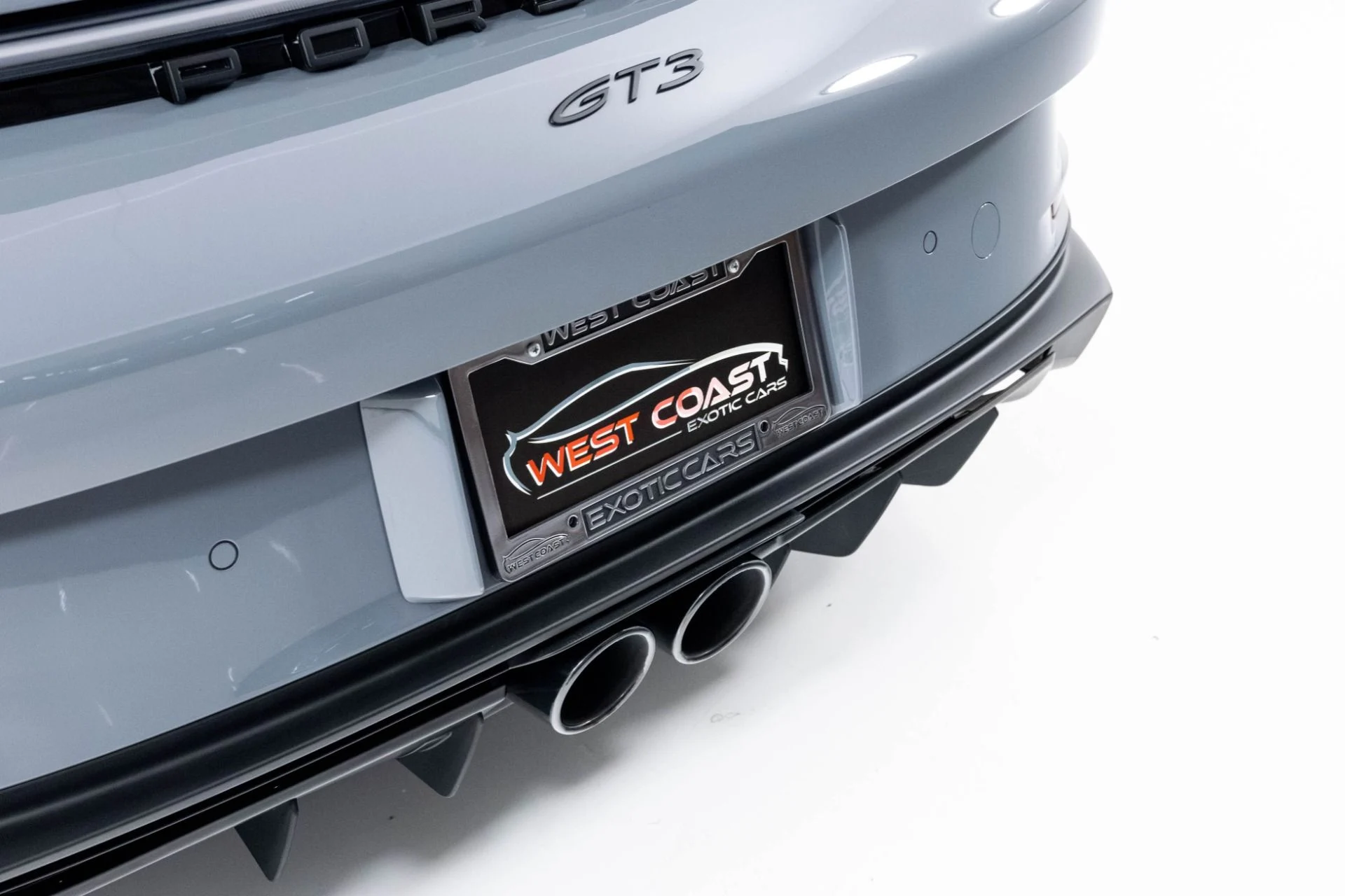 mph067_3171302971_Used_2024_Porsche_911_GT_3_1760998093_7489b64b94