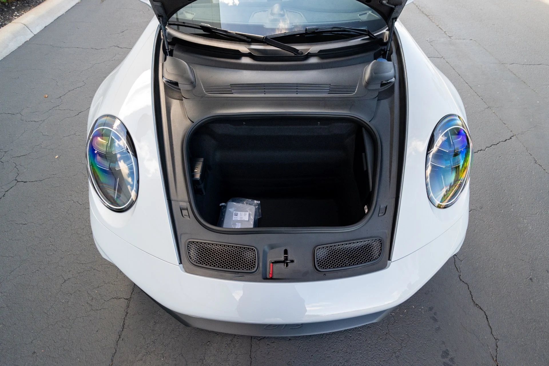 mph067_3184878323_Used_2026_Porsche_911_GT_3_1767740185_8123e30af3