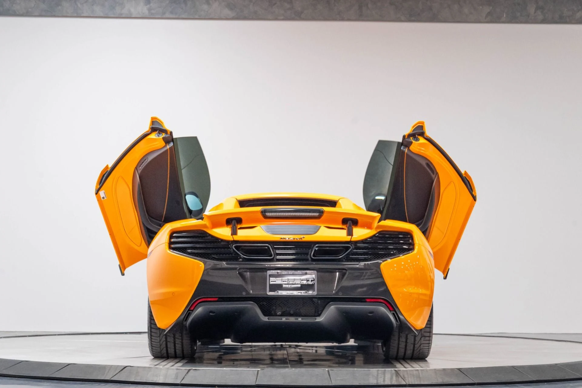 mph067_3252924150_Used_2015_Mc_Laren_650_S_Spider_1784647983_6b5155d47e