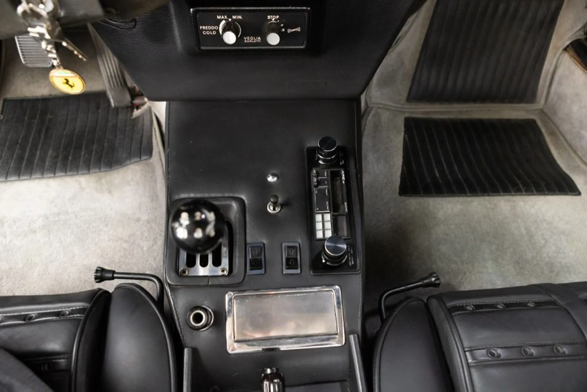 mph067_3307786091_Used_1971_Ferrari_365_GTB_4_32a1b216a4