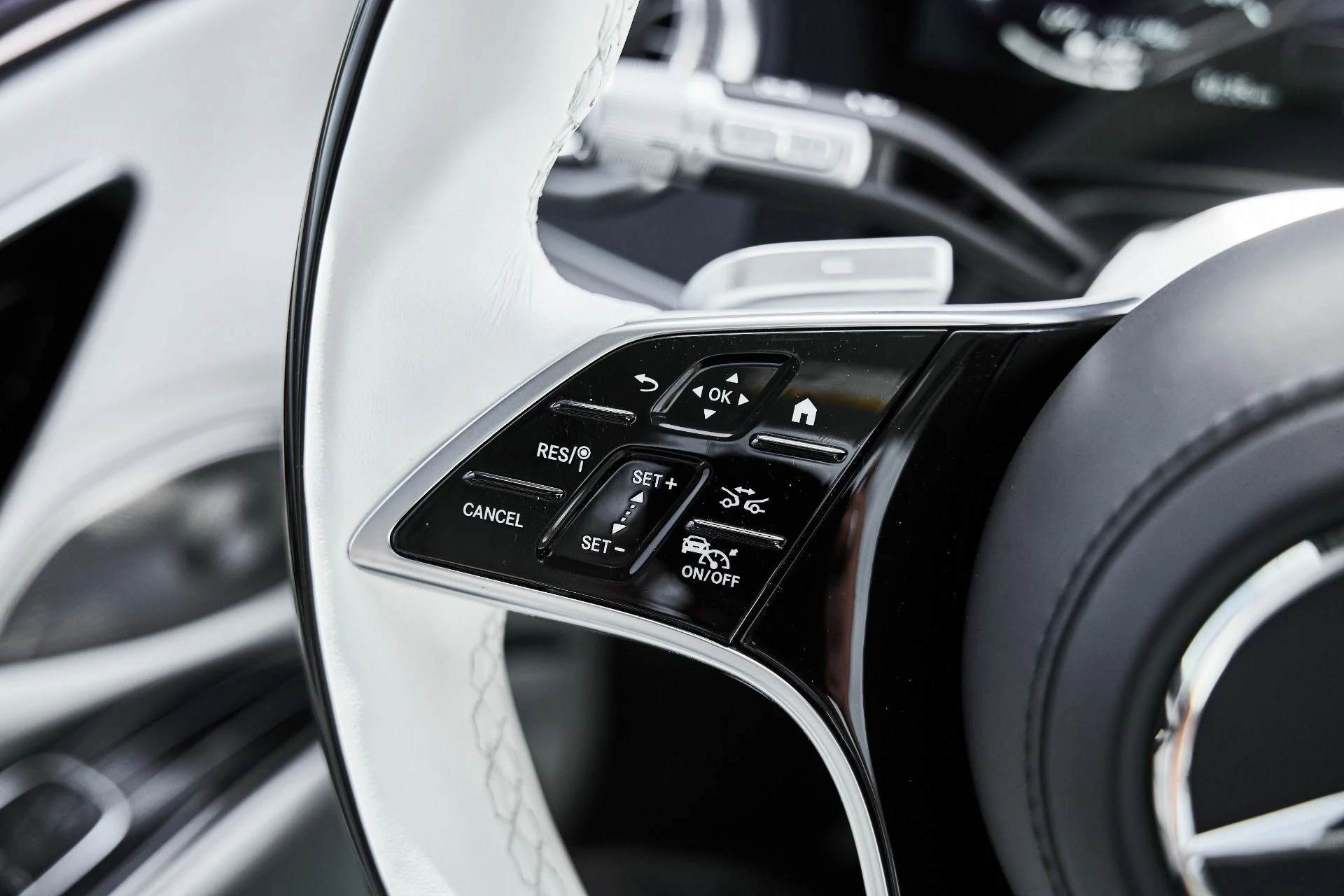 mph067_3345849019_Used_2024_Mercedes_Benz_EQS_Maybach_EQS_680_1774575264_05a6ee8986