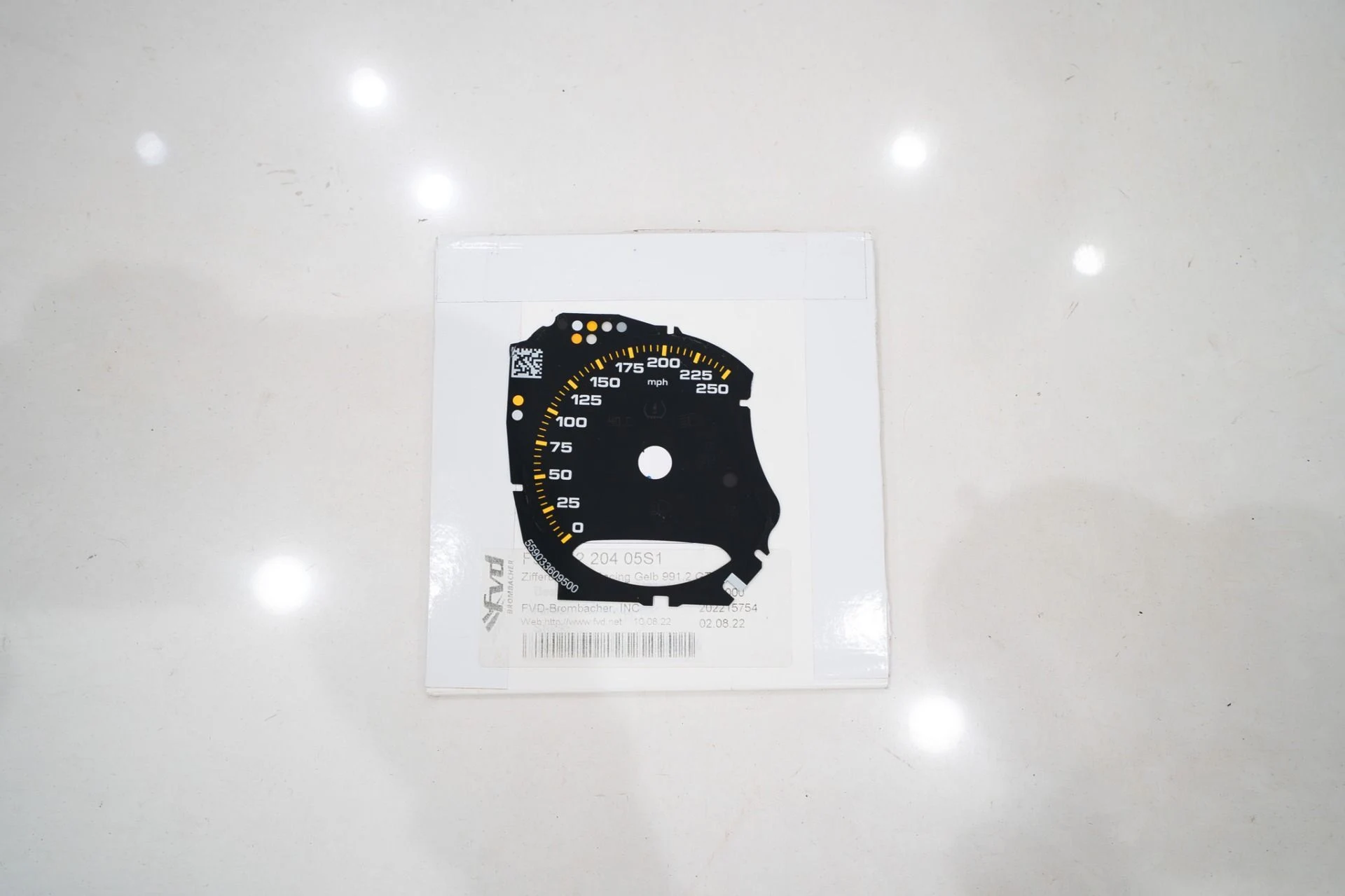 mph067_3367932757_11863_p68_l_5f3adee05c