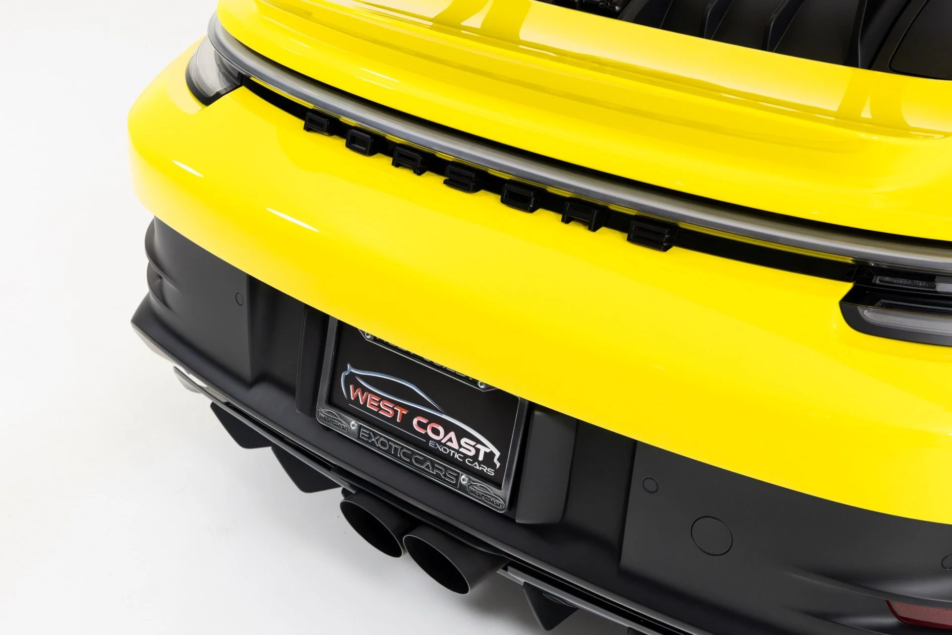 mph067_3439408359_Used_2024_Porsche_911_GT_3_RS_1770767550_d7c54e21b6