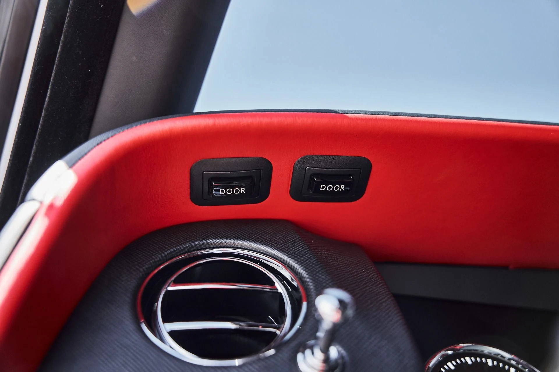 mph067_3440034169_Used_2024_Rolls_Royce_Cullinan_Black_Badge_1775871060_58a7d63fa6