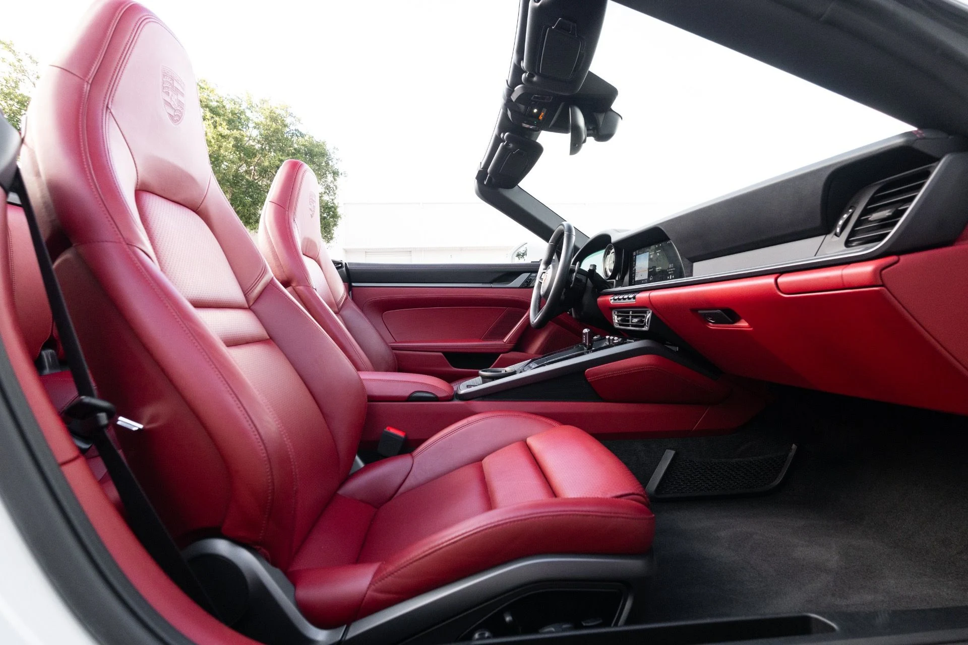 mph067_3464509360_Used_2020_Porsche_911_Carrera_S_1779851451_0d60549422