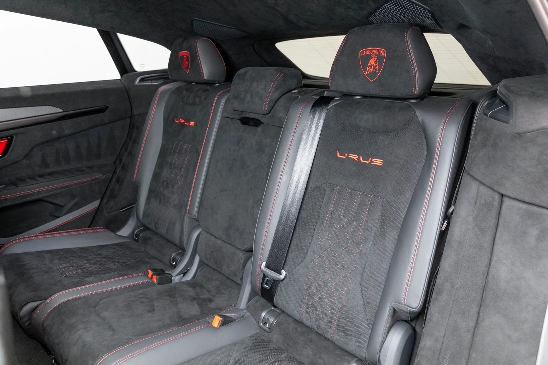 mph067_3513407349_68_2ffecf583d