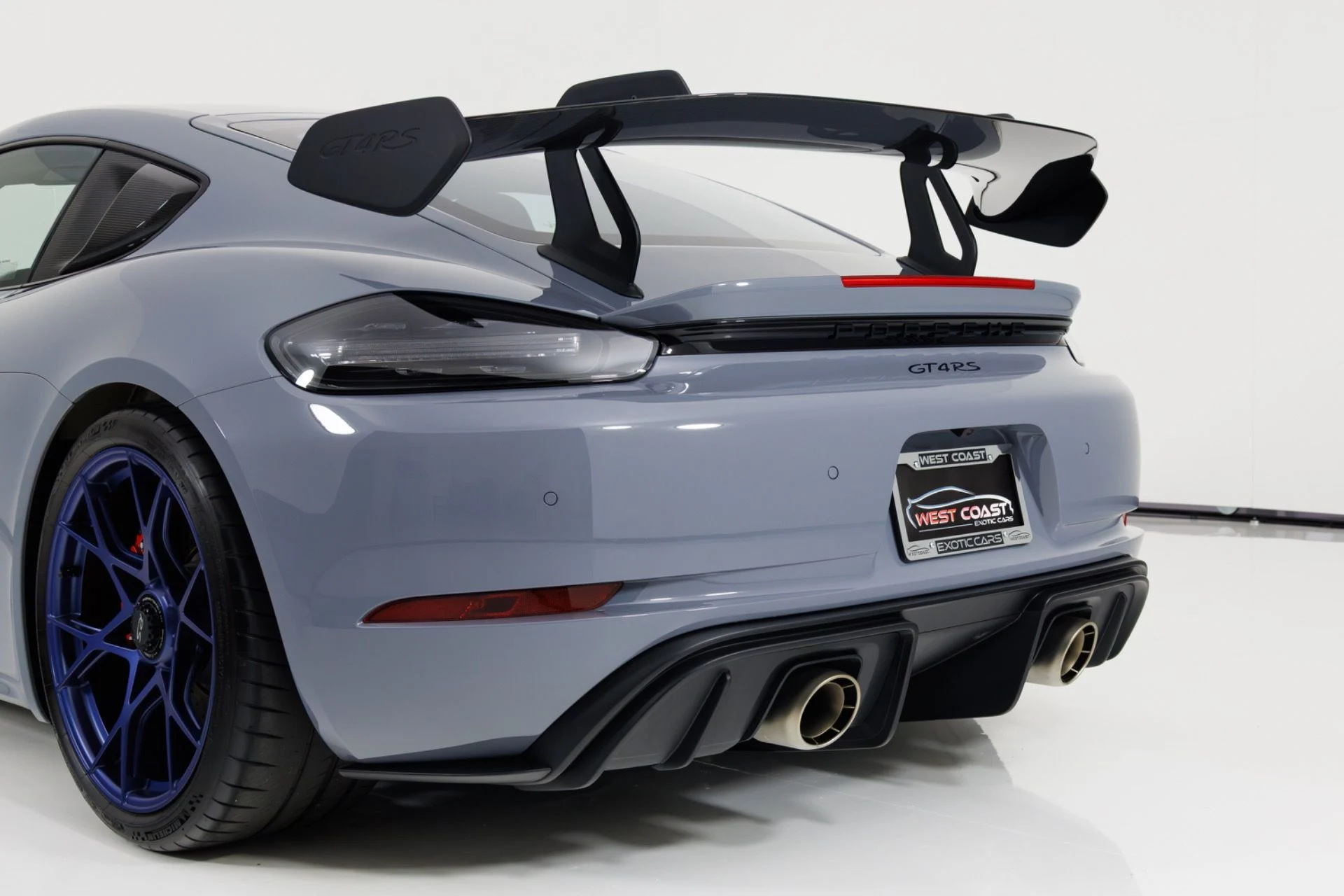 mph067_3515525639_Used_2023_Porsche_718_Cayman_GT_4_RS_1774906629_257c353c81