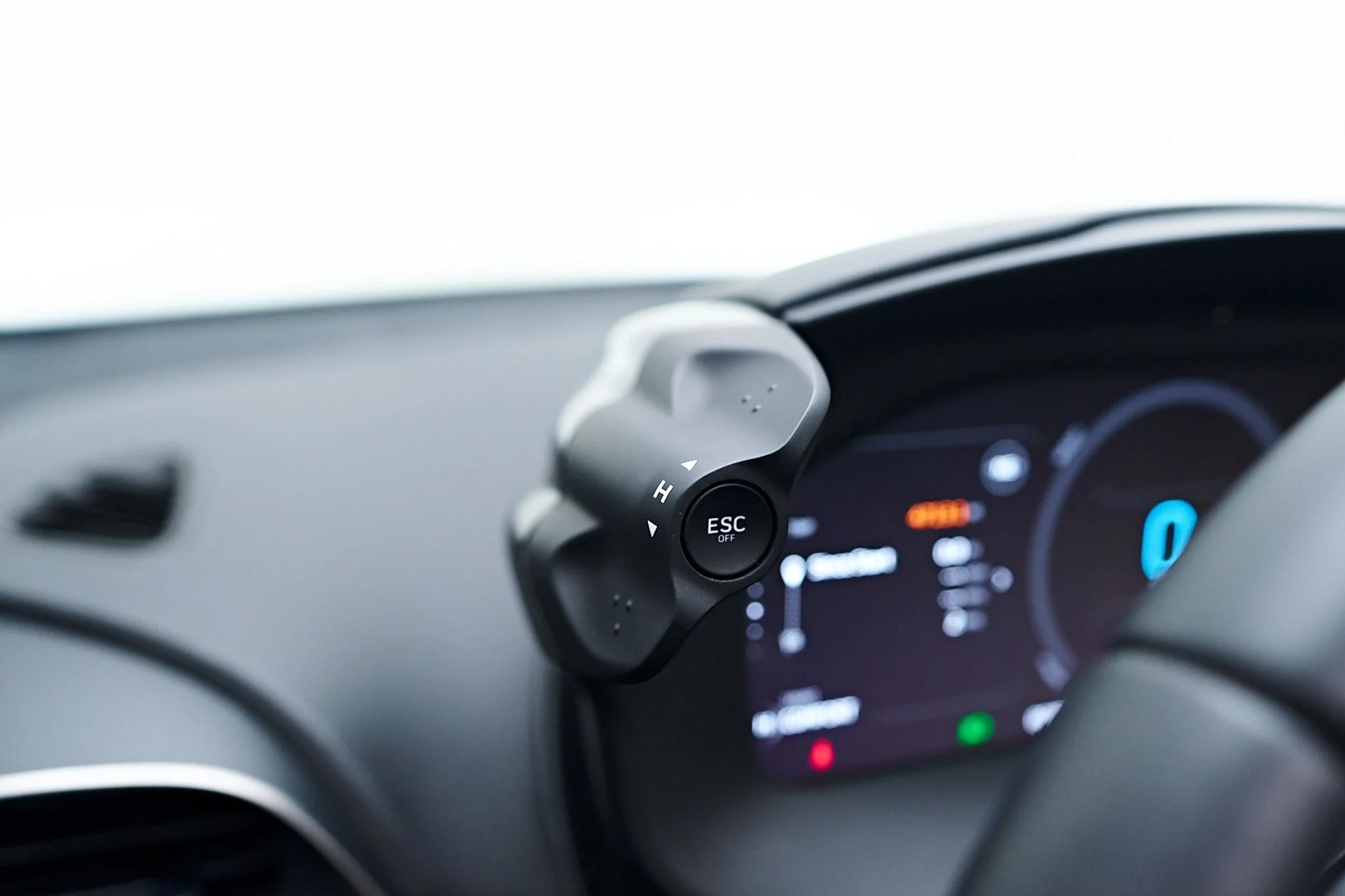 mph067_3583382159_Used_2025_Mc_Laren_Artura_Tech_Lux_1745952984_67bceb4711