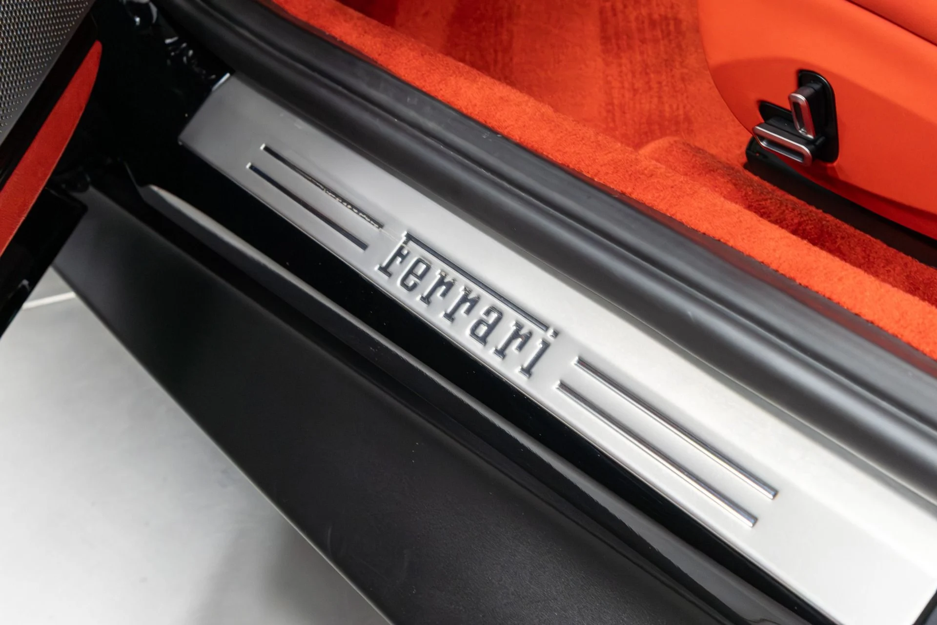 mph067_3590570166_Used_2022_Ferrari_Roma_1775684538_f7d932a590