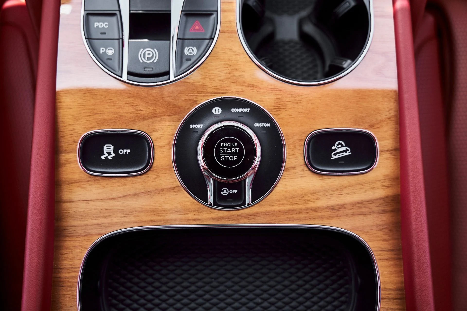 mph067_3717991052_Used_2023_Bentley_Bentayga_V8_1780709113_fc8c44b0db